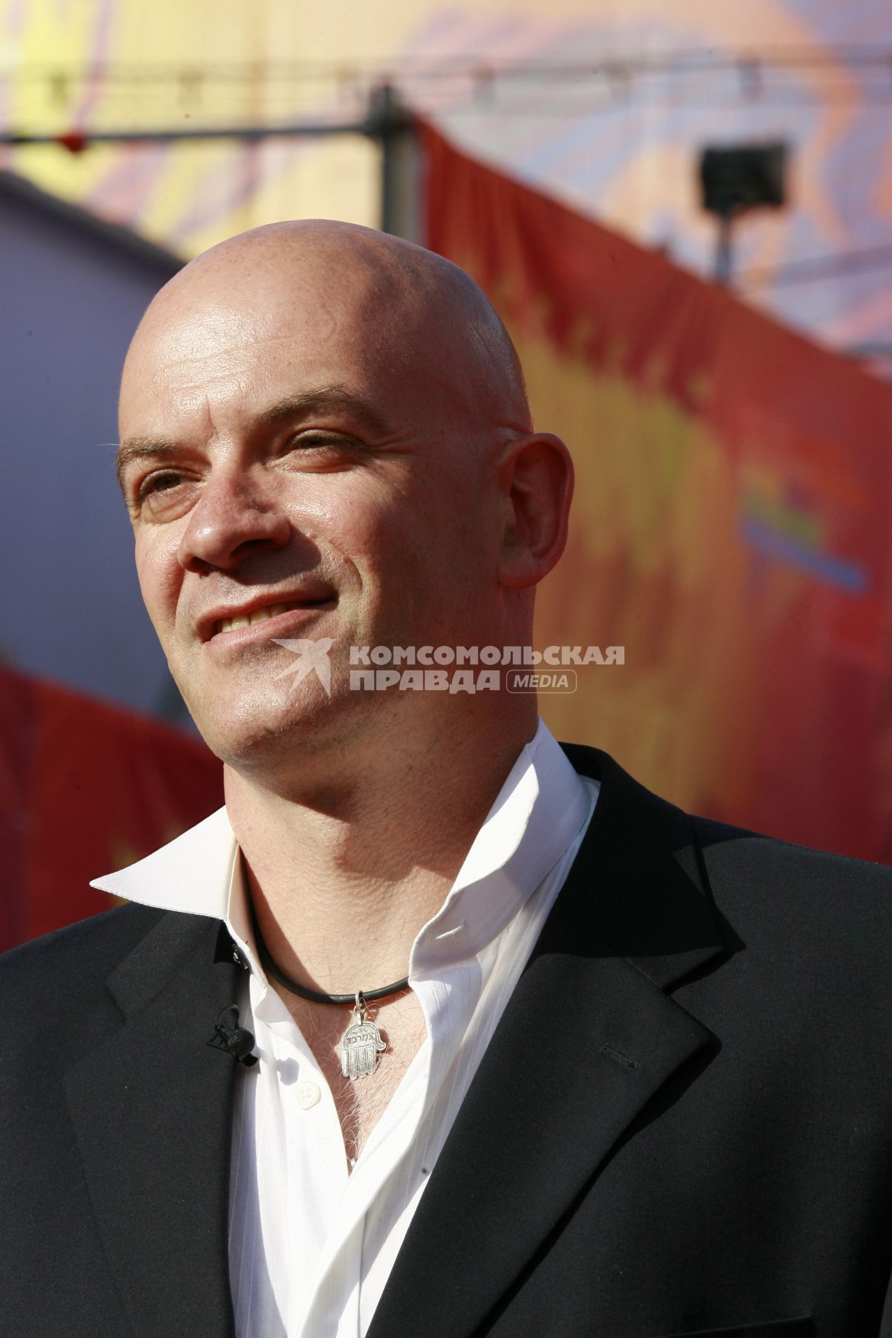 Ведущий Сэм Клебанов на церемонии открытия 29-го Международного кинофестиваля. 21 июня 2007 Москва, Россия