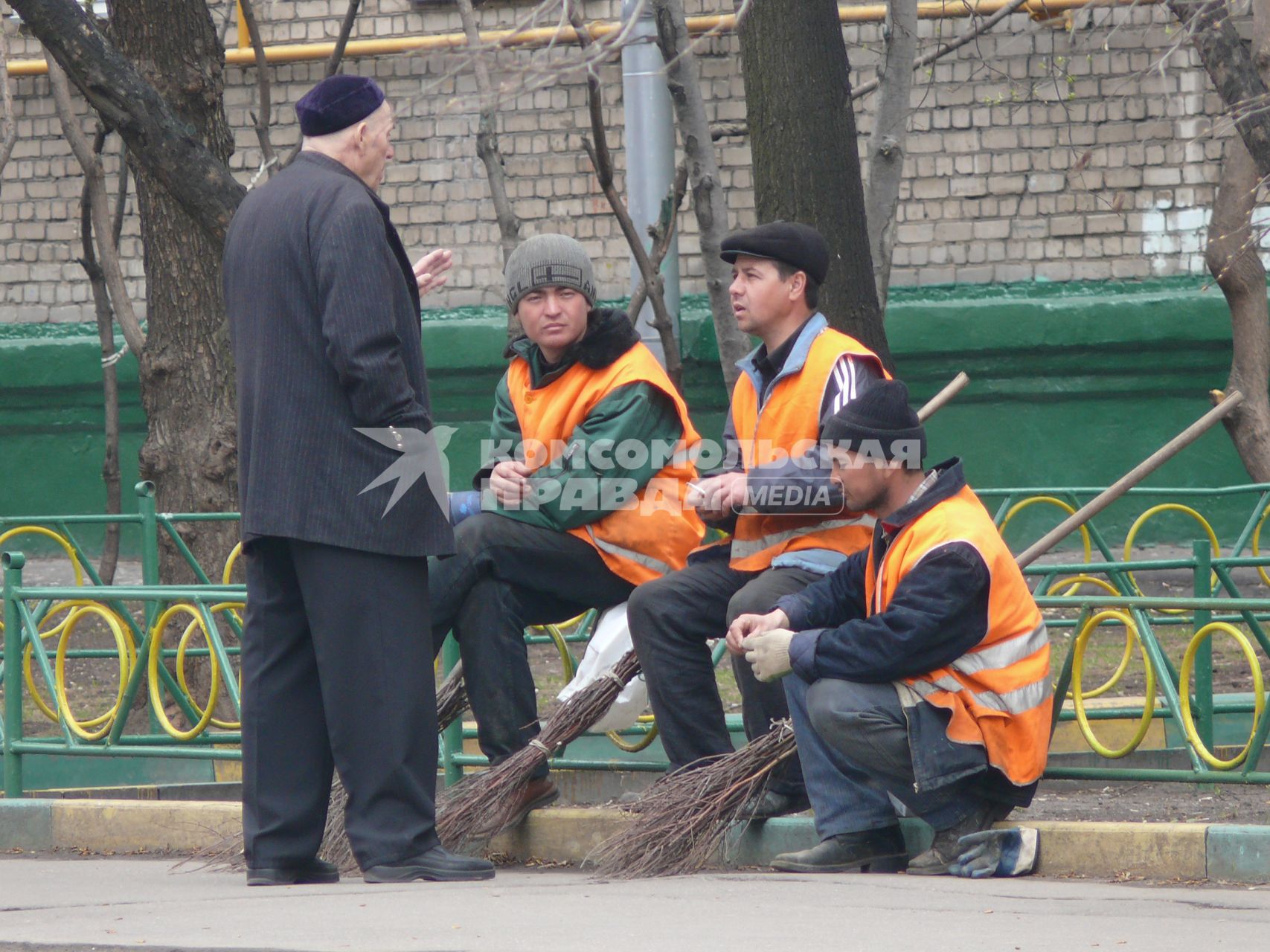 дворники уборка террии