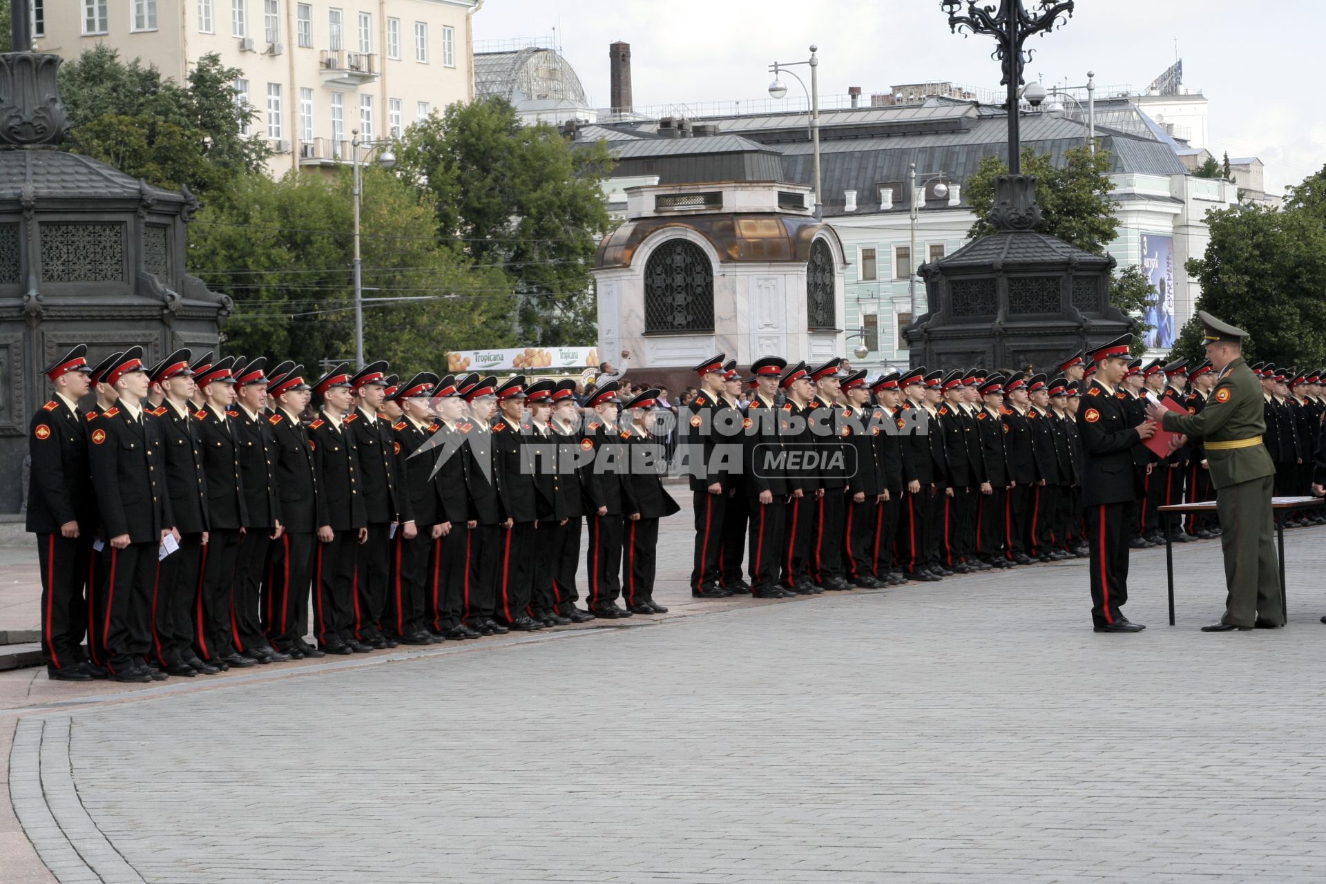 Суворовцы