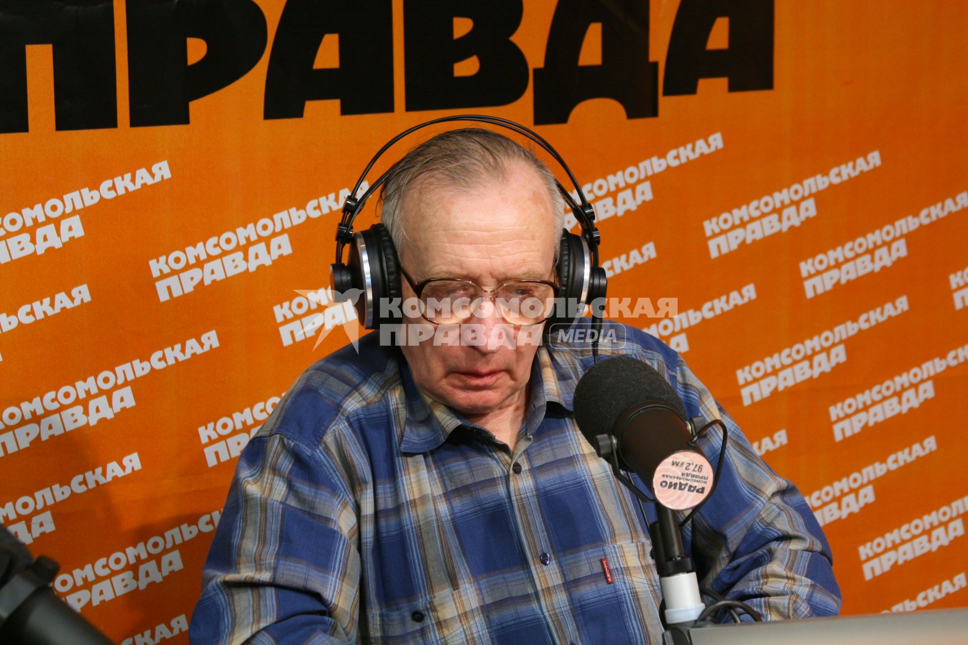 04.05.10 14:15:24 Штурман, эксперт по безопасности полетов Валентин Дудин на радио Комсомольская Правда