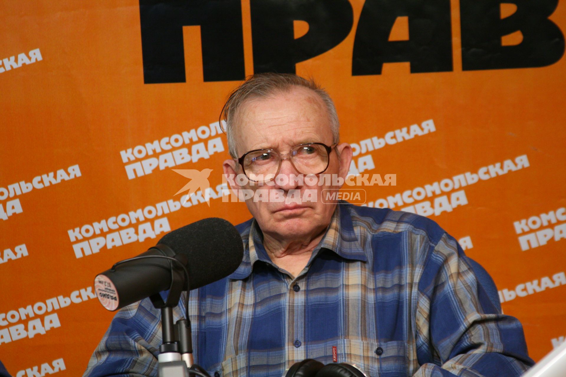 04.05.10 14:13:48 Штурман, эксперт по безопасности полетов Валентин Дудин на радио Комсомольская Правда