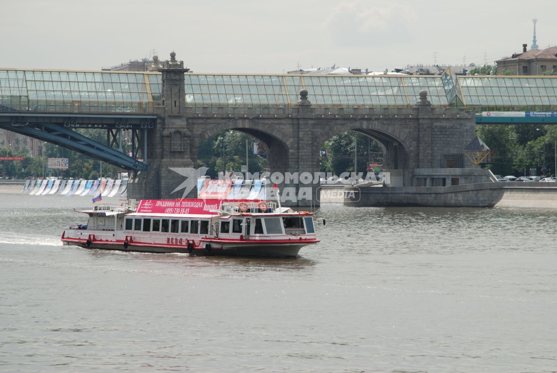 Москва река речной трамвайчик