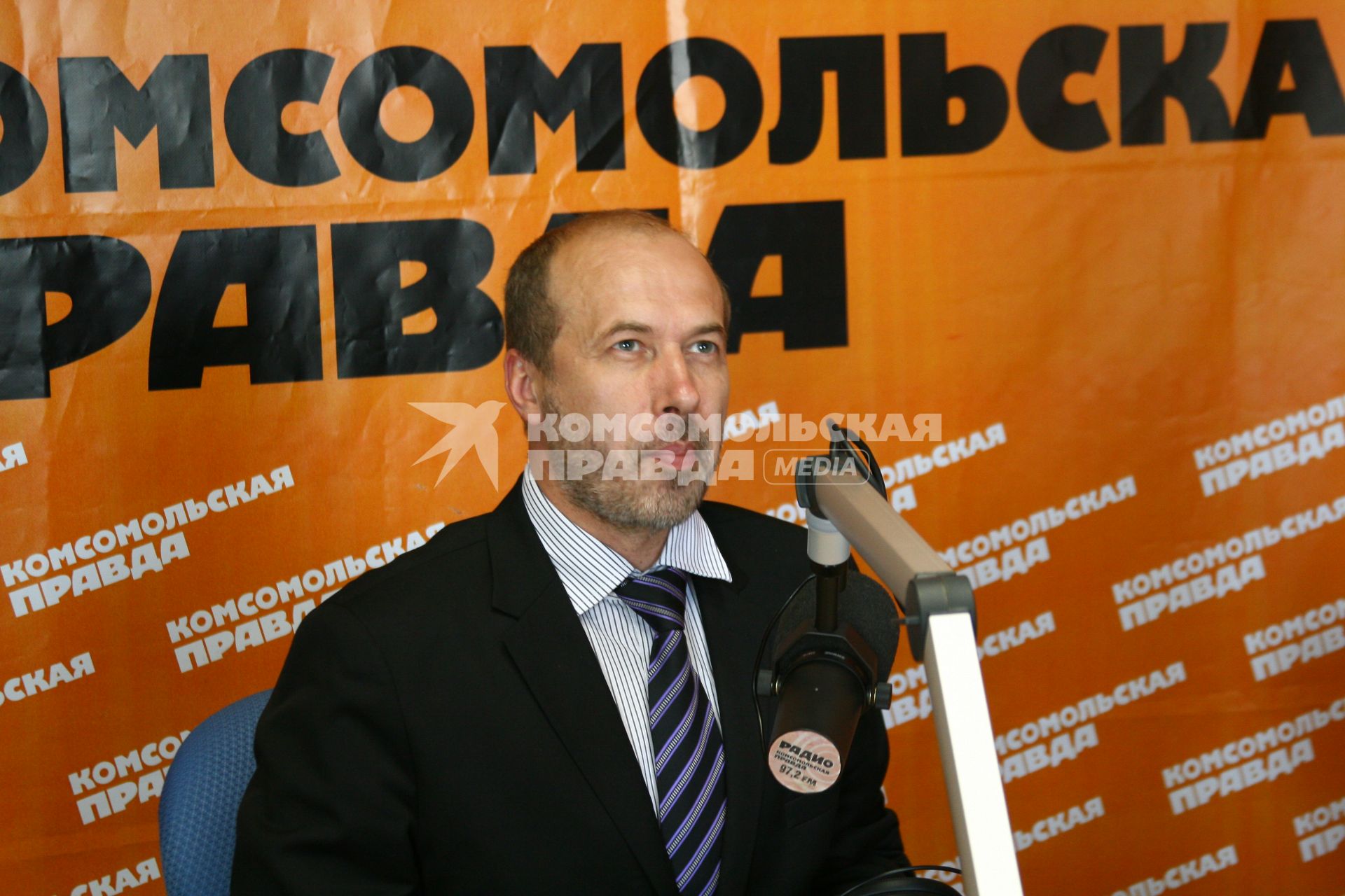Снято: 31.05.10/12:09:52. Александр Вячеславович Аверьянов - ведущий эксперт минздрава, заместитель главного врача по научной работе НИИ пульмонологии доктор медицинских наук в гостях на радио \"Комсомольская Правда\"