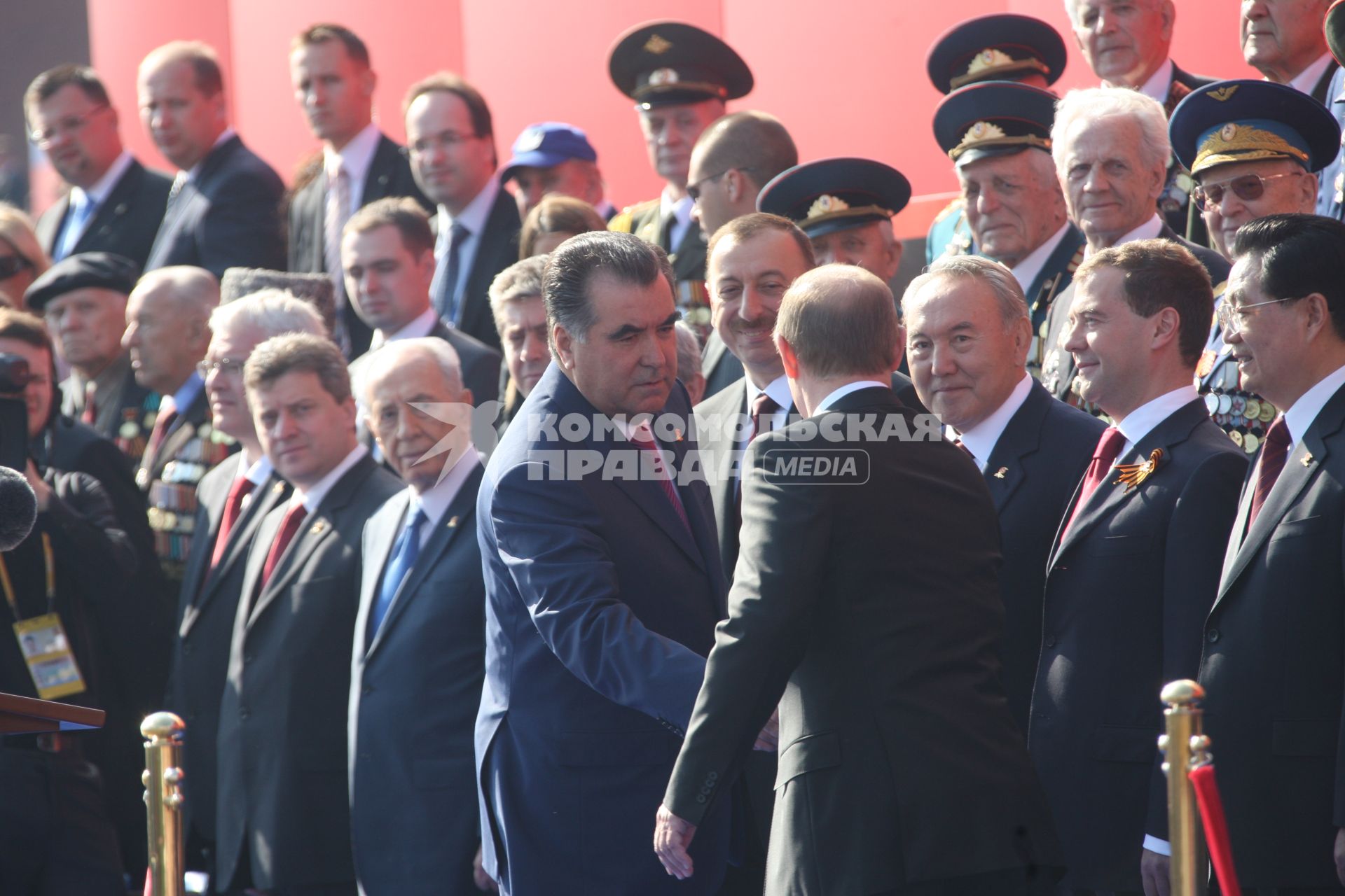 9 мая 2010. День Победы. Парад на Красной площади.