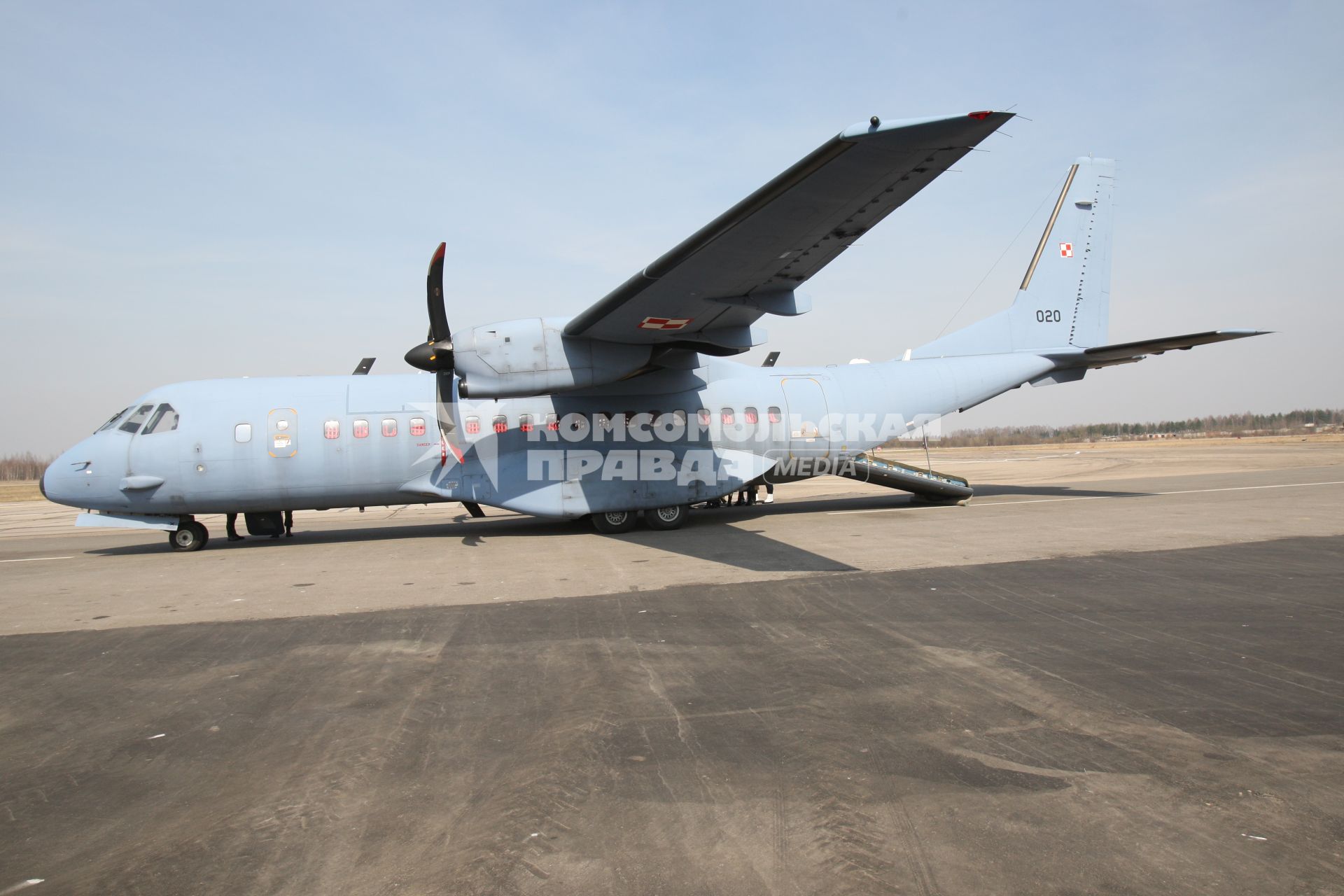 Самолет польского президента Леха Качиньского ТУ-154 разбился под Смоленском утром 10 апреля. Аэродром Смоленск северный