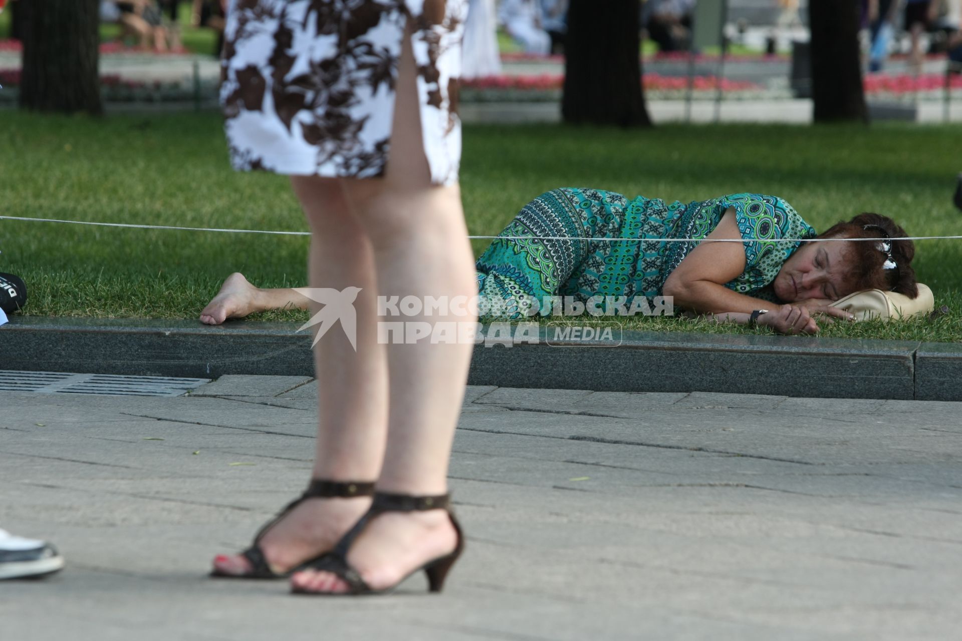 Жаркая погода в Москве, 12 июля 2010 года. Жара. Лето. Глобальное потепление. Климат.