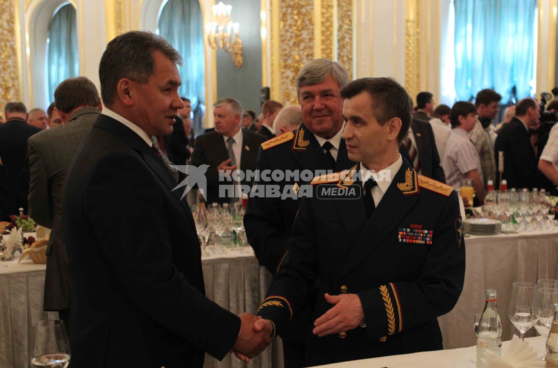 Дата: 30.06.2010, Время: 13:09. Выступление президента России Дмитрия Анатольевича Медведева на приеме выпускников высших военных учебных заведений.