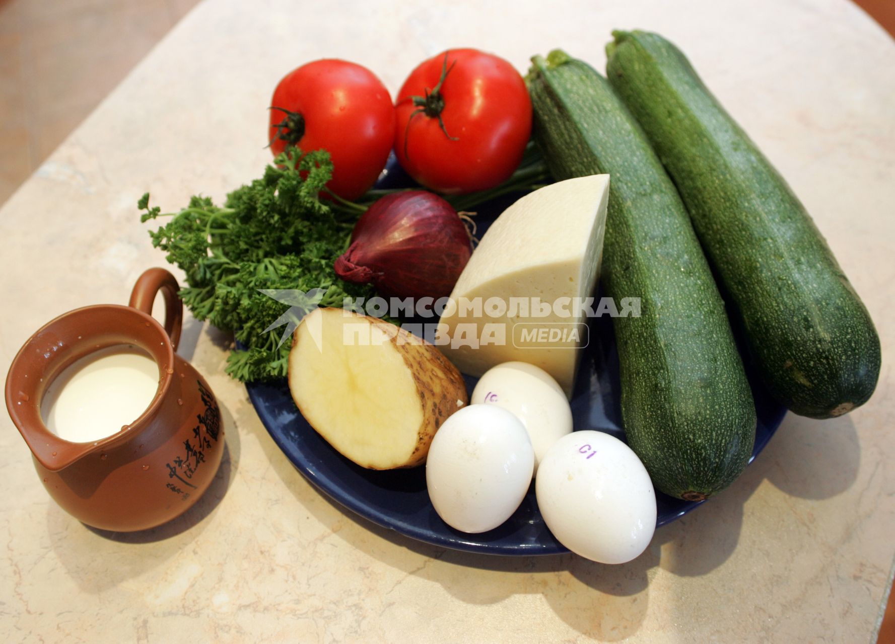 овощи, цукини, картофель, лук, томаты, сыр, яйцо, зелень, урожай