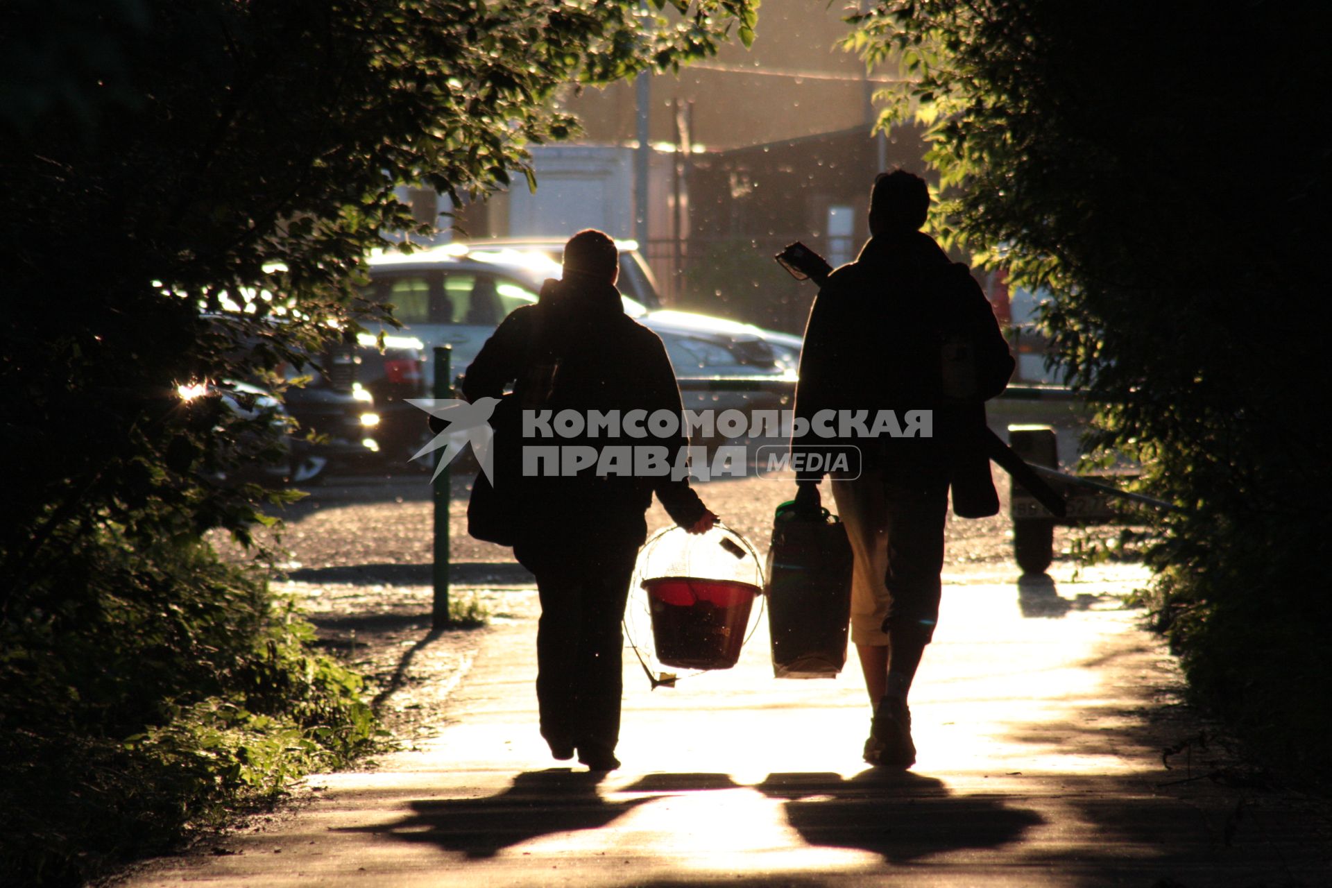 Москвичи в городских зонах отдыха, 12 июня 2010 года. Досуг. Выходной день.