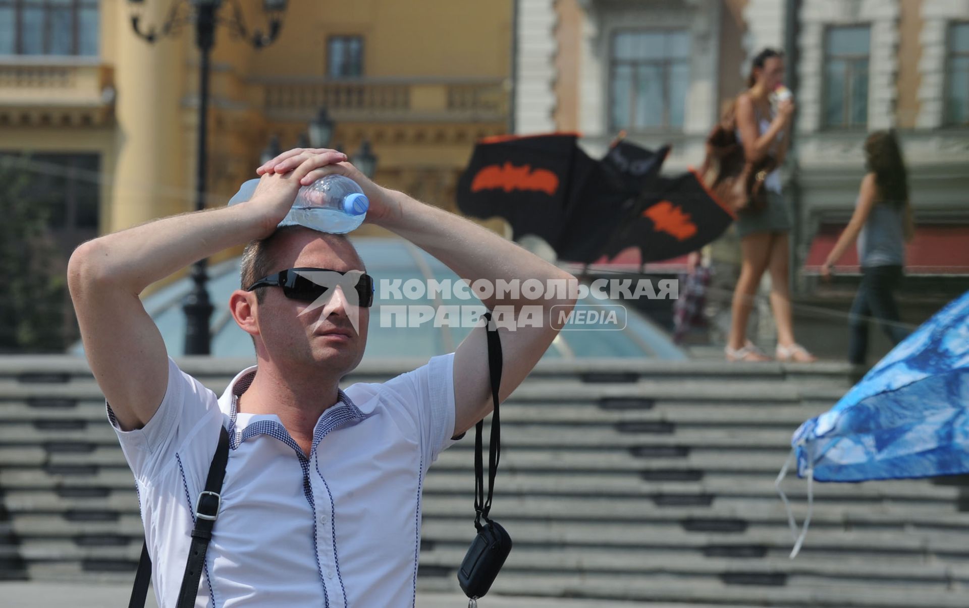 Жаркая погода в Москве, 24 июля 2010 года. Лето. Климат. Глобальное потепление. Вода. Зной. Перегрев.