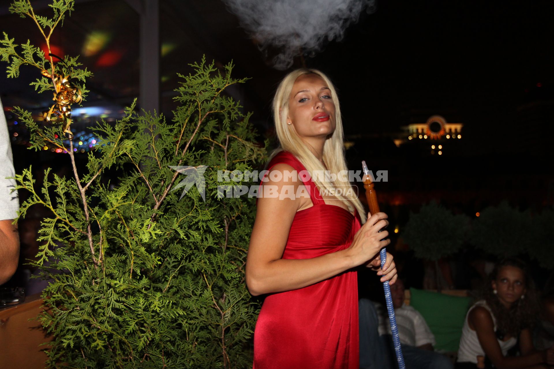 Жена Андрея Григорьева.Аполлонова, Марина Банкова.  Празднование дня рождения Андрея Григорьева-Аполлонова  26 июля 2010 год.