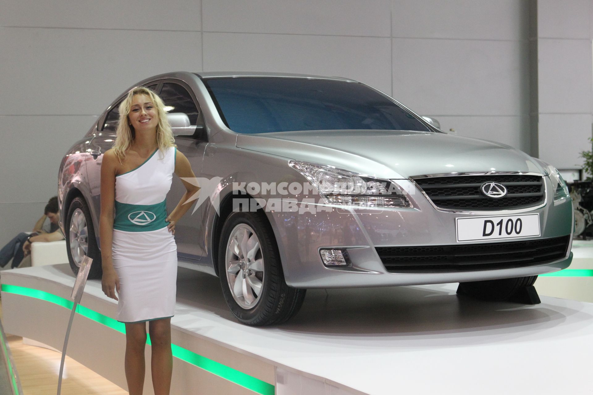 Автомобили и аксессуары, Московский международный автосалон 2010, Москва, 25 августа 2010 года. Автомобиль. Машина.