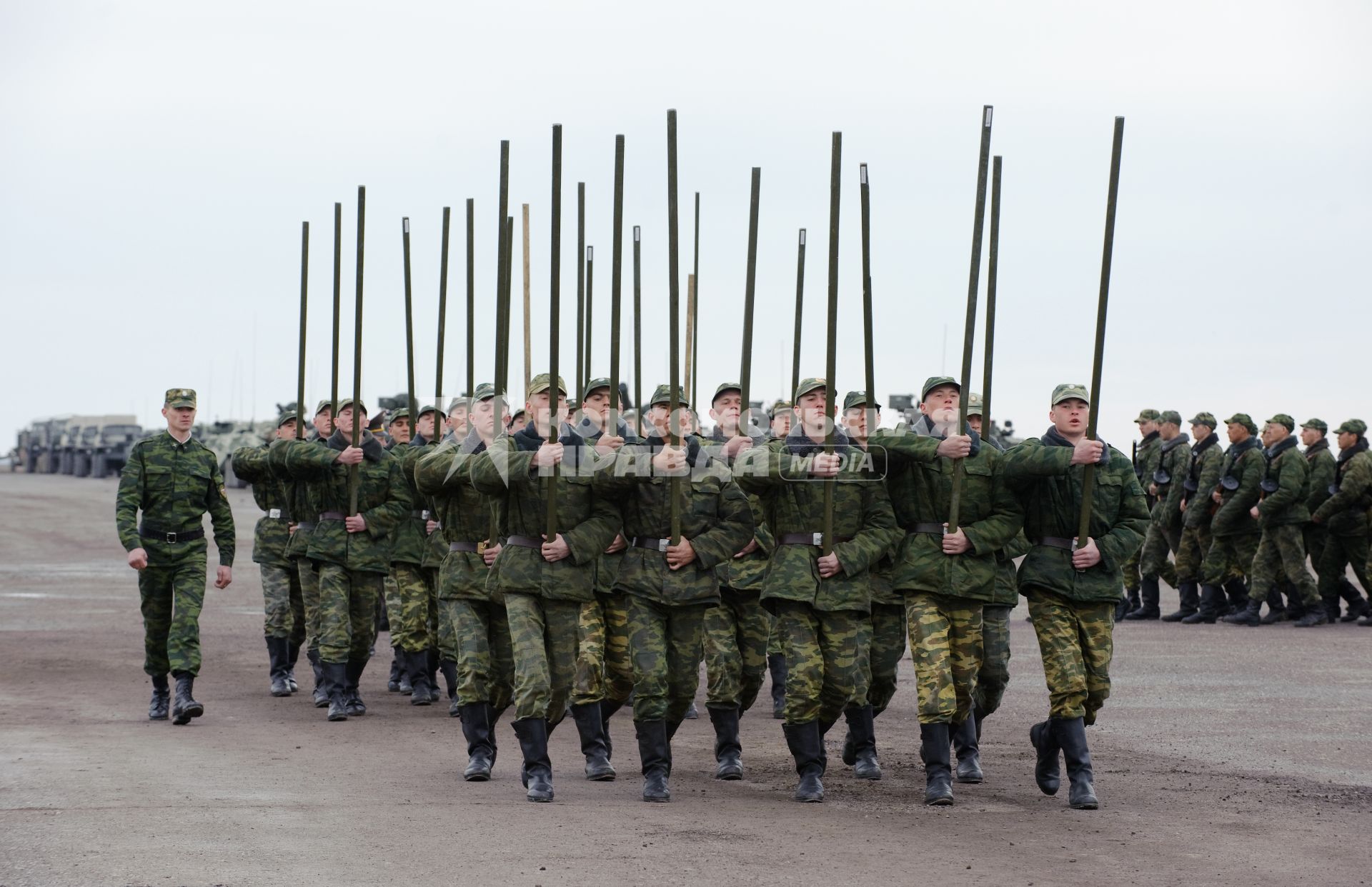 17 апреля 2010. Волгоград. Репетиция парада 9 мая.