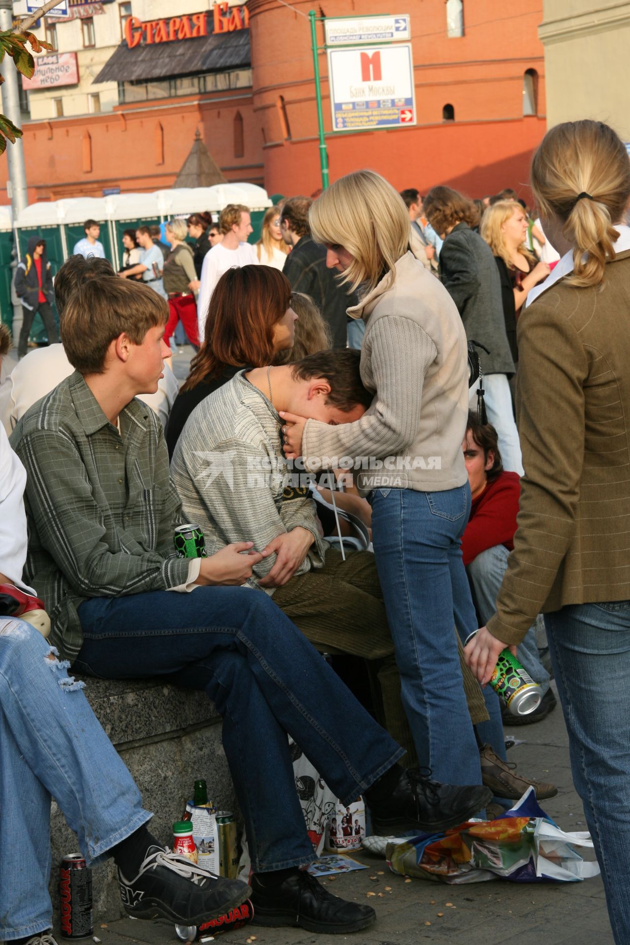 2 сентября 2006 года. День города. Молодежь. Отдых. Праздник. Любовь. Парапет.