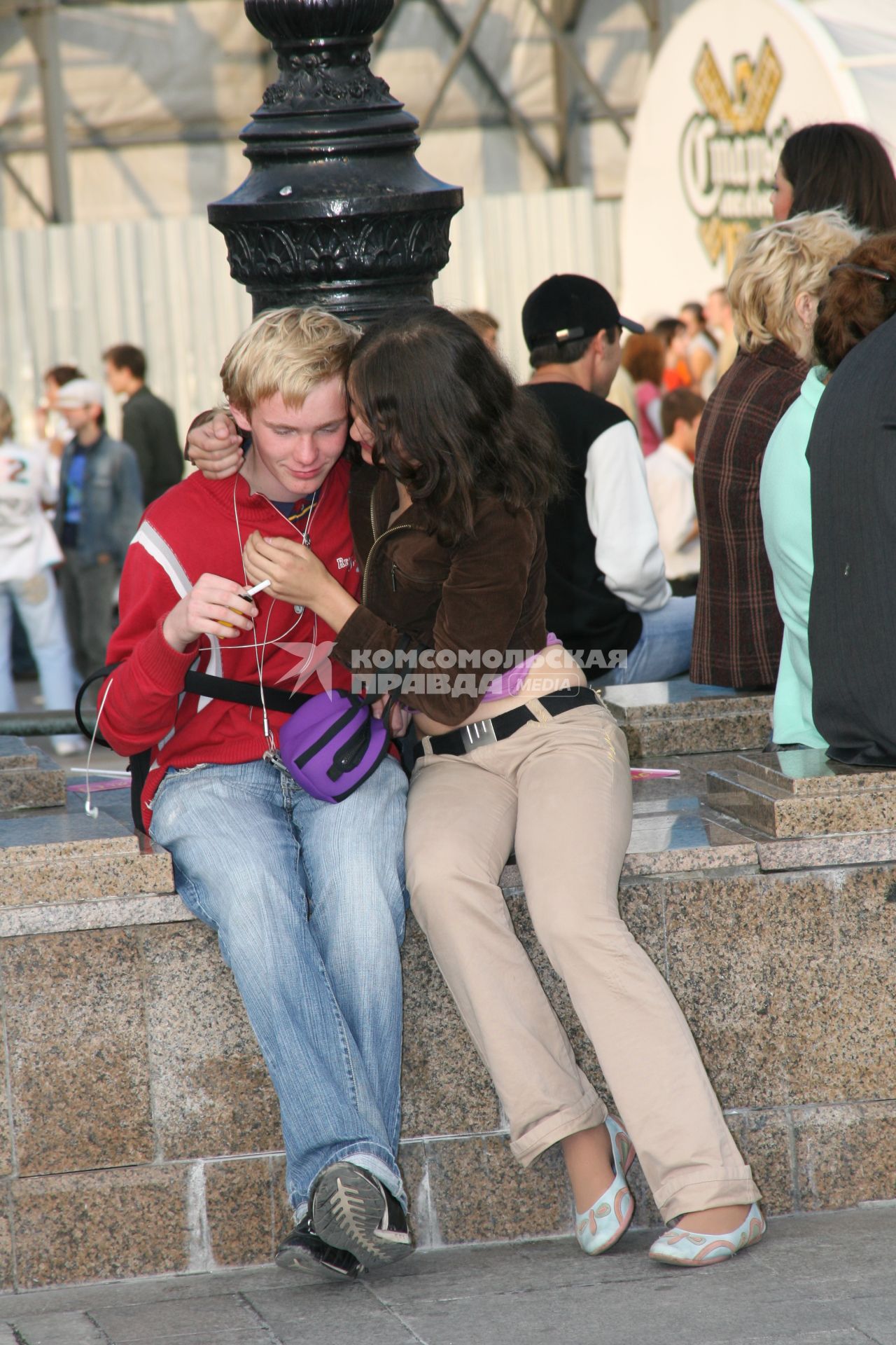 2 сентября 2006 года. День города. Молодежь. Отдых. Праздник. Любовь. Парапет.