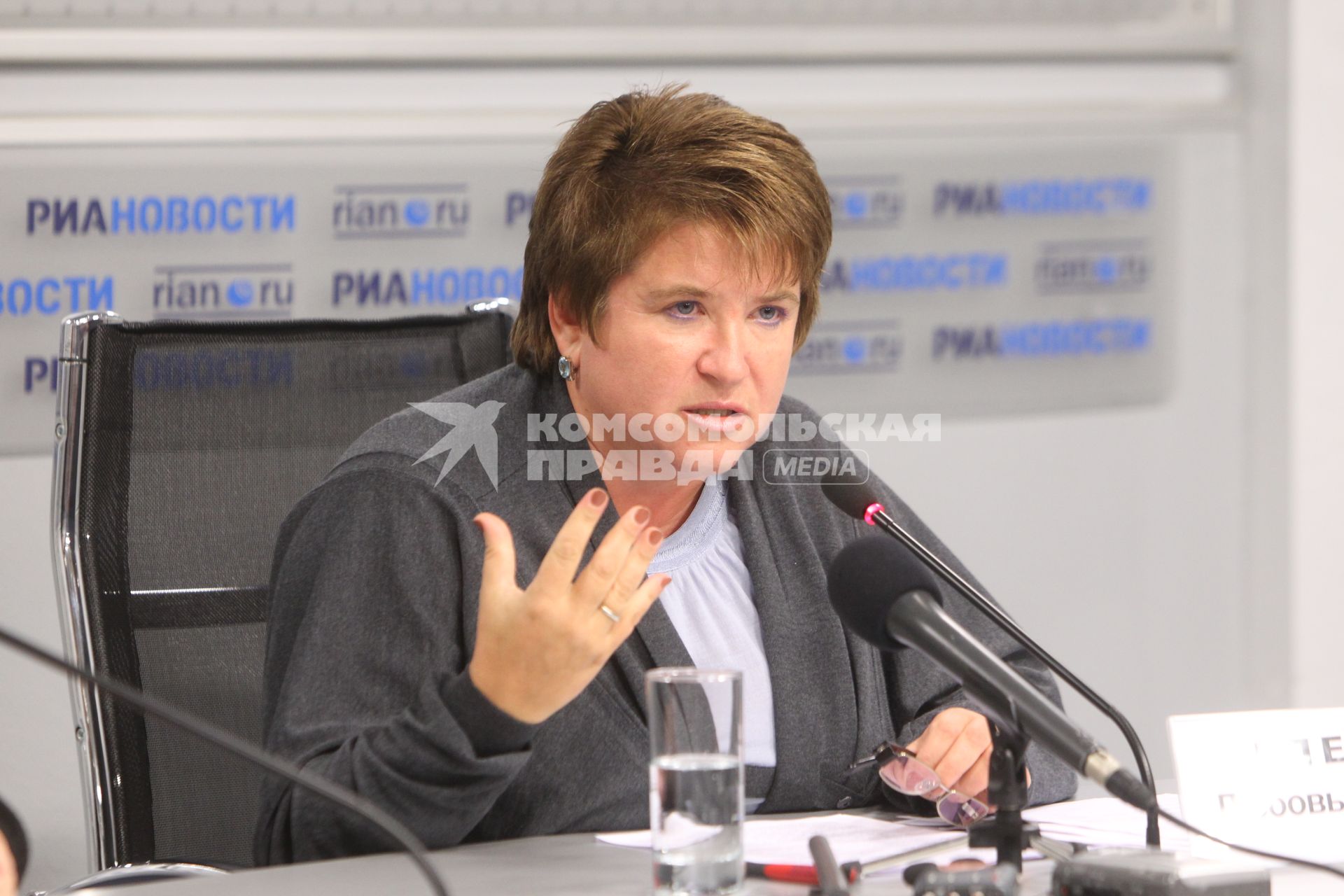 Глава Рособрнадзора - Любовь Глебова 30 августа 2010 год.