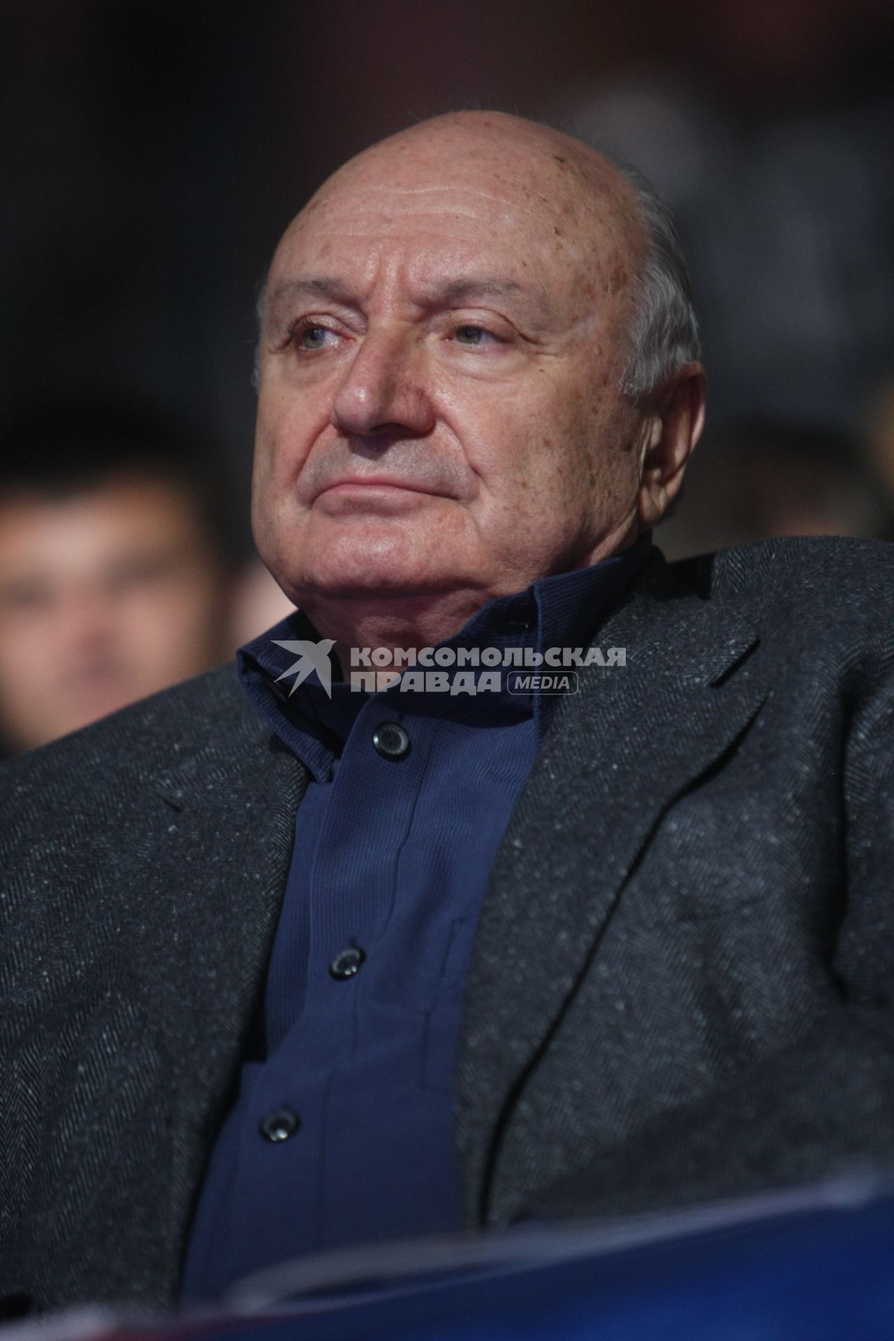 Дата: 24.10.2009, Время: 15:52. Михаил Михайлович (Маневич) Жванецкий (6 марта 1934, Одесса) . русский писатель-сатирик и исполнитель собственных произведений на конкурсе КРАСА РОССИИ 2009 в Кемерово.