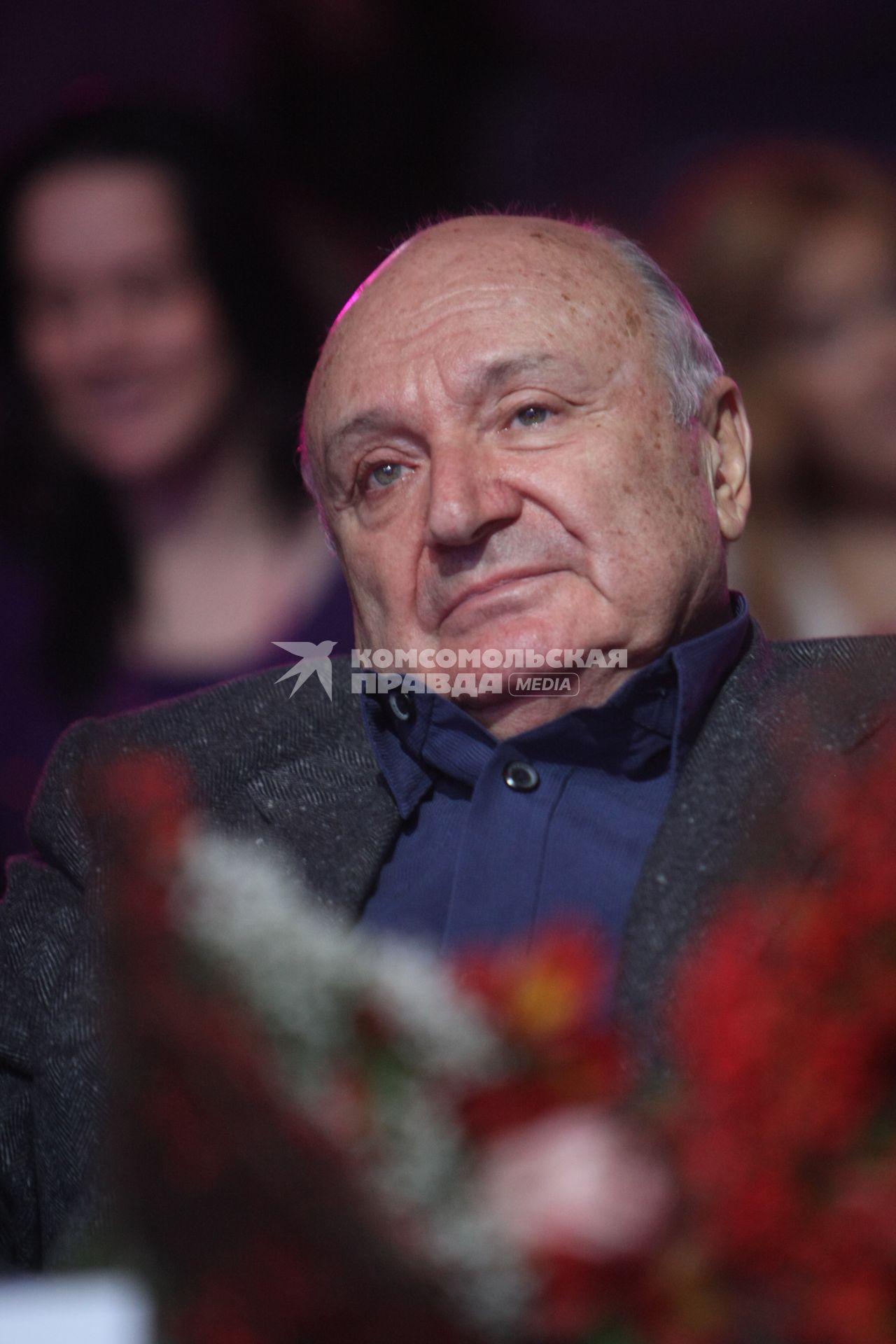 Дата: 24.10.2009, Время: 17:26. Михаил Михайлович (Маневич) Жванецкий (6 марта 1934, Одесса) . русский писатель-сатирик и исполнитель собственных произведений на конкурсе КРАСА РОССИИ 2009 в Кемерово.