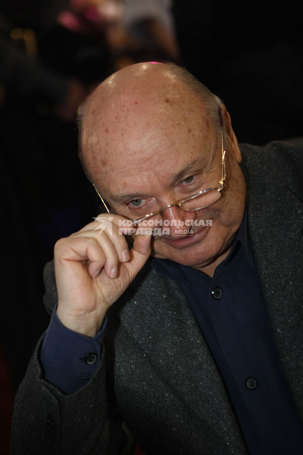 Дата: 24.10.2009, Время: 15:11. Михаил Михайлович (Маневич) Жванецкий (6 марта 1934, Одесса) . русский писатель-сатирик и исполнитель собственных произведений на конкурсе КРАСА РОССИИ 2009 в Кемерово.