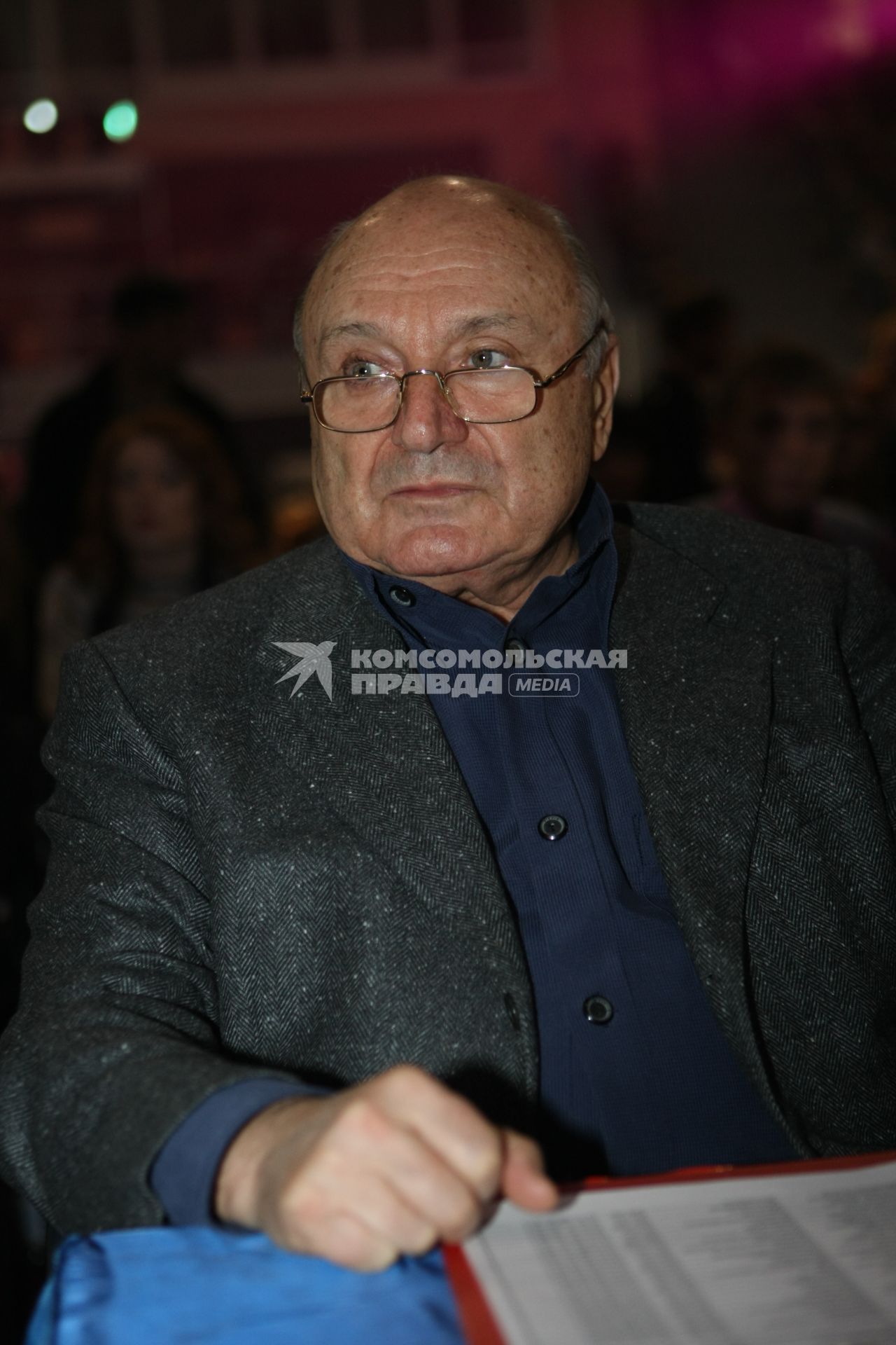Дата: 24.10.2009, Время: 15:11. Михаил Михайлович (Маневич) Жванецкий (6 марта 1934, Одесса) . русский писатель-сатирик и исполнитель собственных произведений на конкурсе КРАСА РОССИИ 2009 в Кемерово.