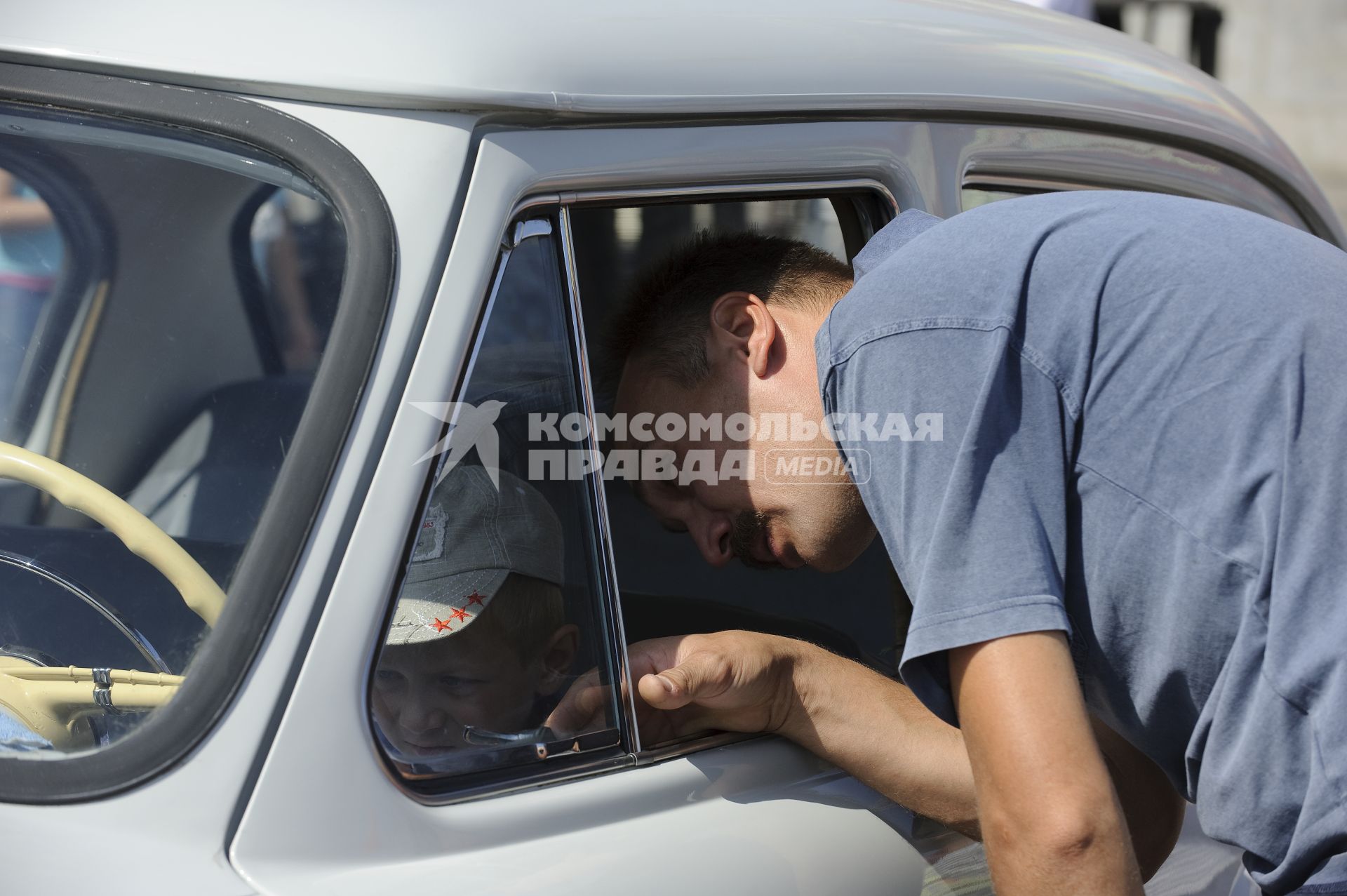 4 сентября 2010, Волгоград. Празднование дня города. Автовыставка ретроавтомобилей.