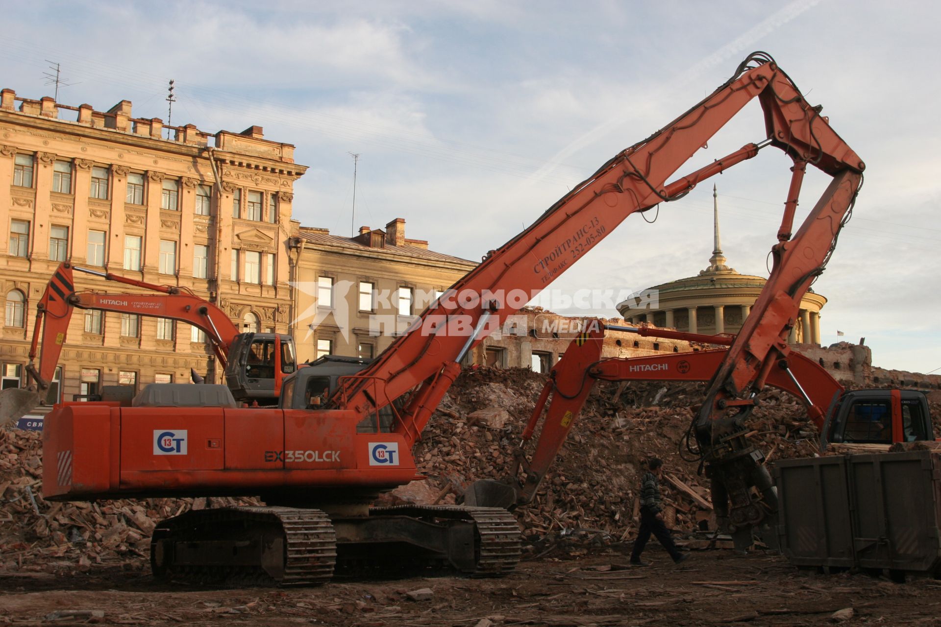 Спб снос дома на углу навского и востания  20.10.2006