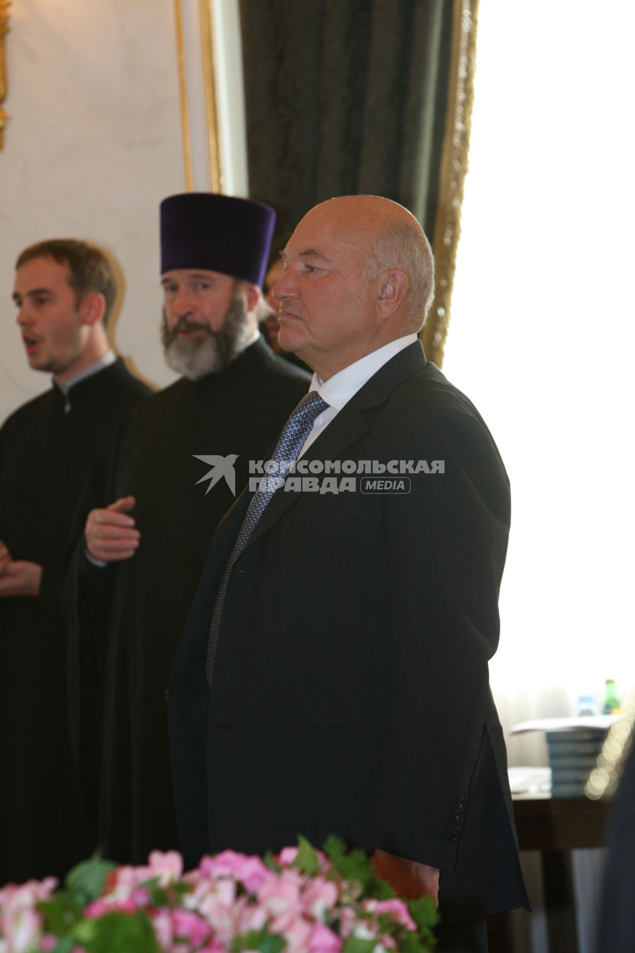 3 октября 2008 года. Резиденция Патриарха в Даниловом монастыре. Второе заседание Попечительского совета благотворительного фонда поддержки русских святынь на Святой Горе Афон. На снимке: Мэр Москвы Юрий Лужков.