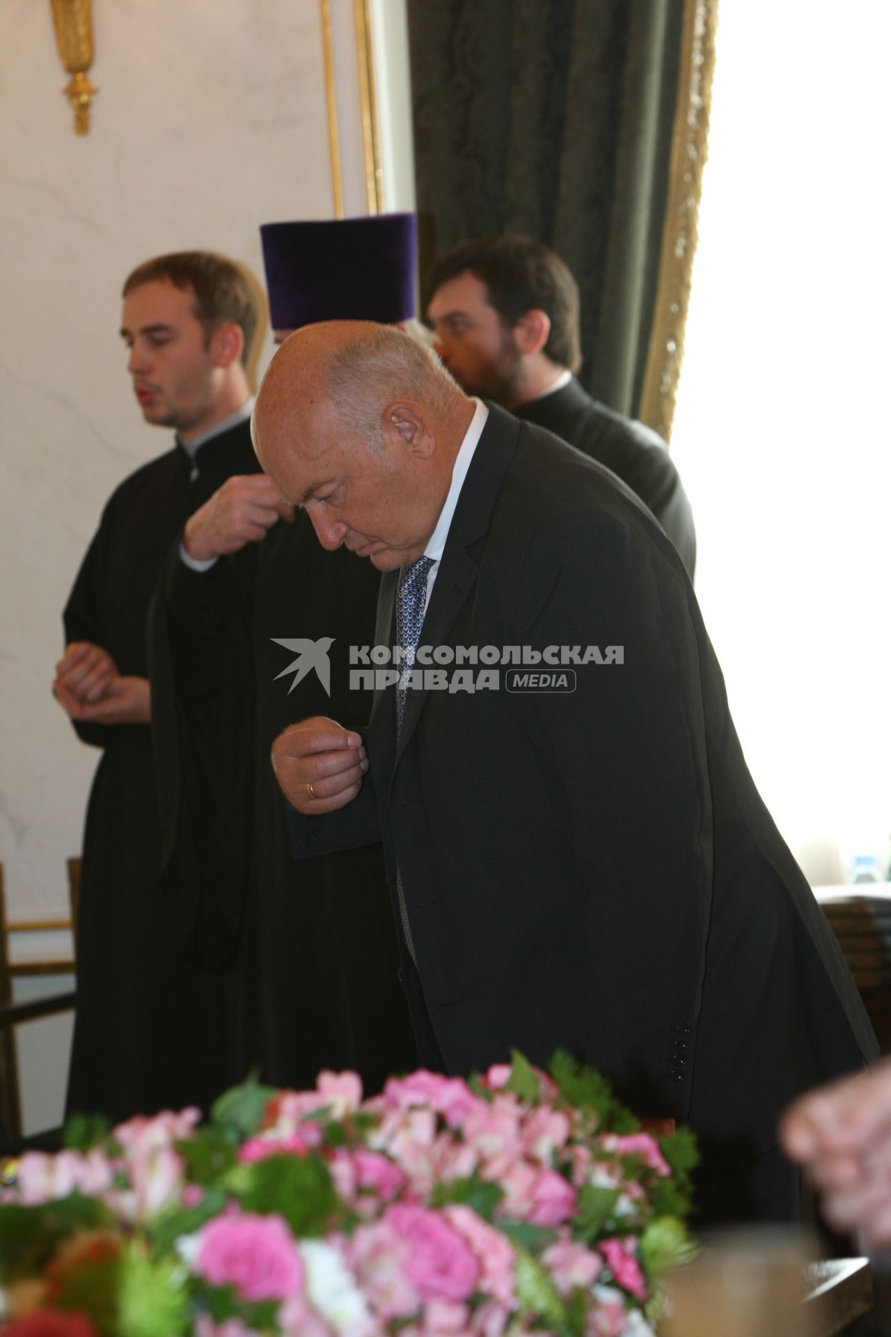 3 октября 2008 года. Резиденция Патриарха в Даниловом монастыре. Второе заседание Попечительского совета благотворительного фонда поддержки русских святынь на Святой Горе Афон. На снимке: Мэр Москвы Юрий Лужков.