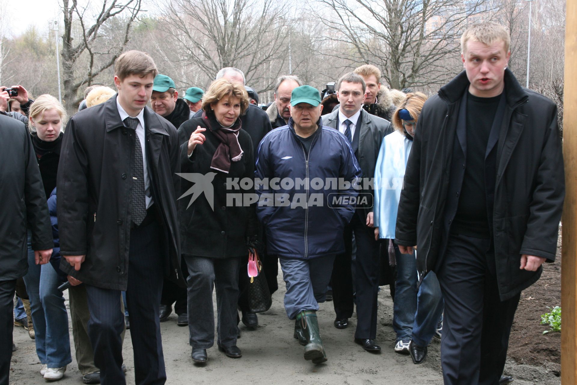 14 апреля 2007 года. Юрий Лужков на субботнике.