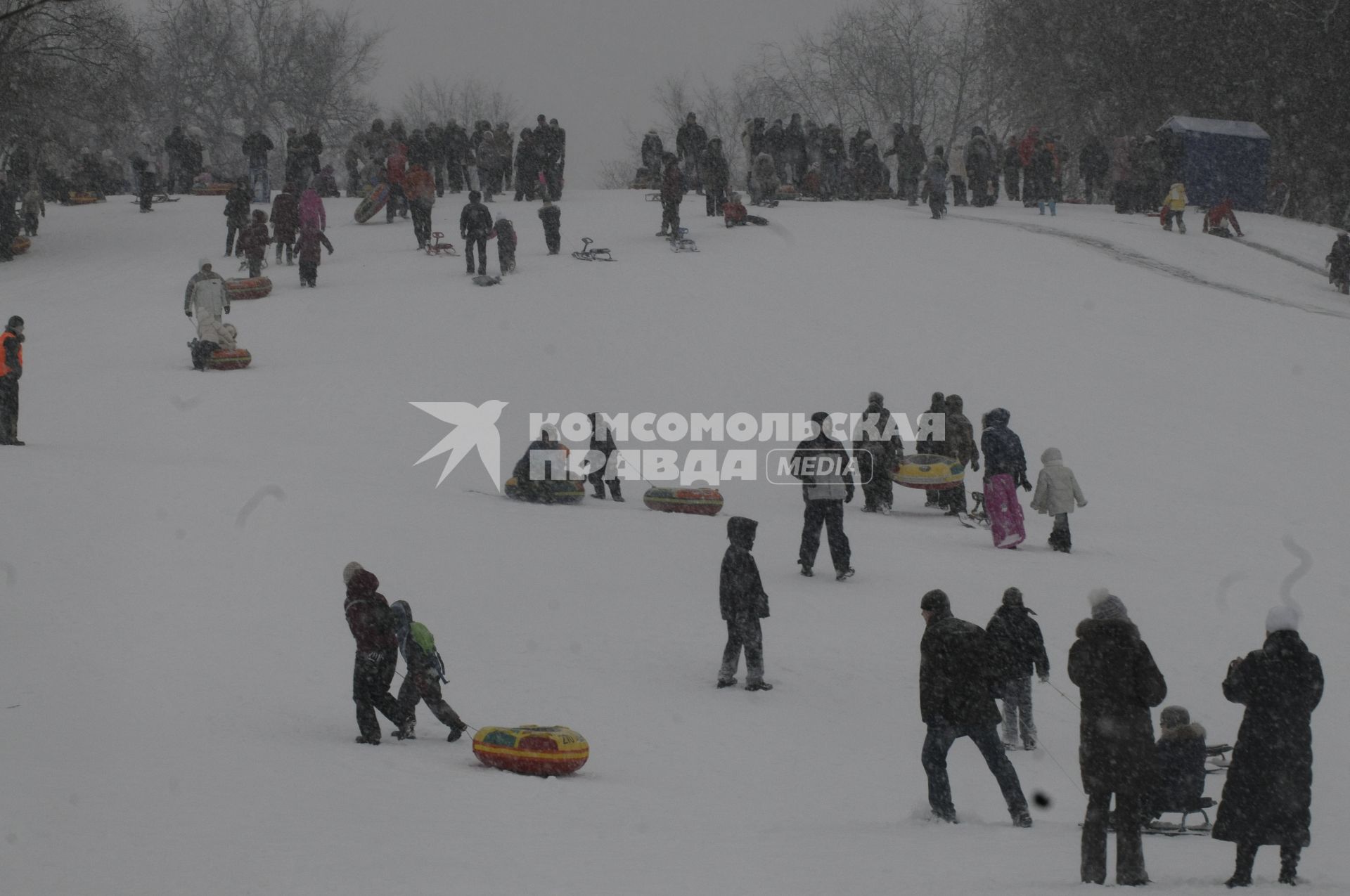 10 января 2010 года. Катание с горы.