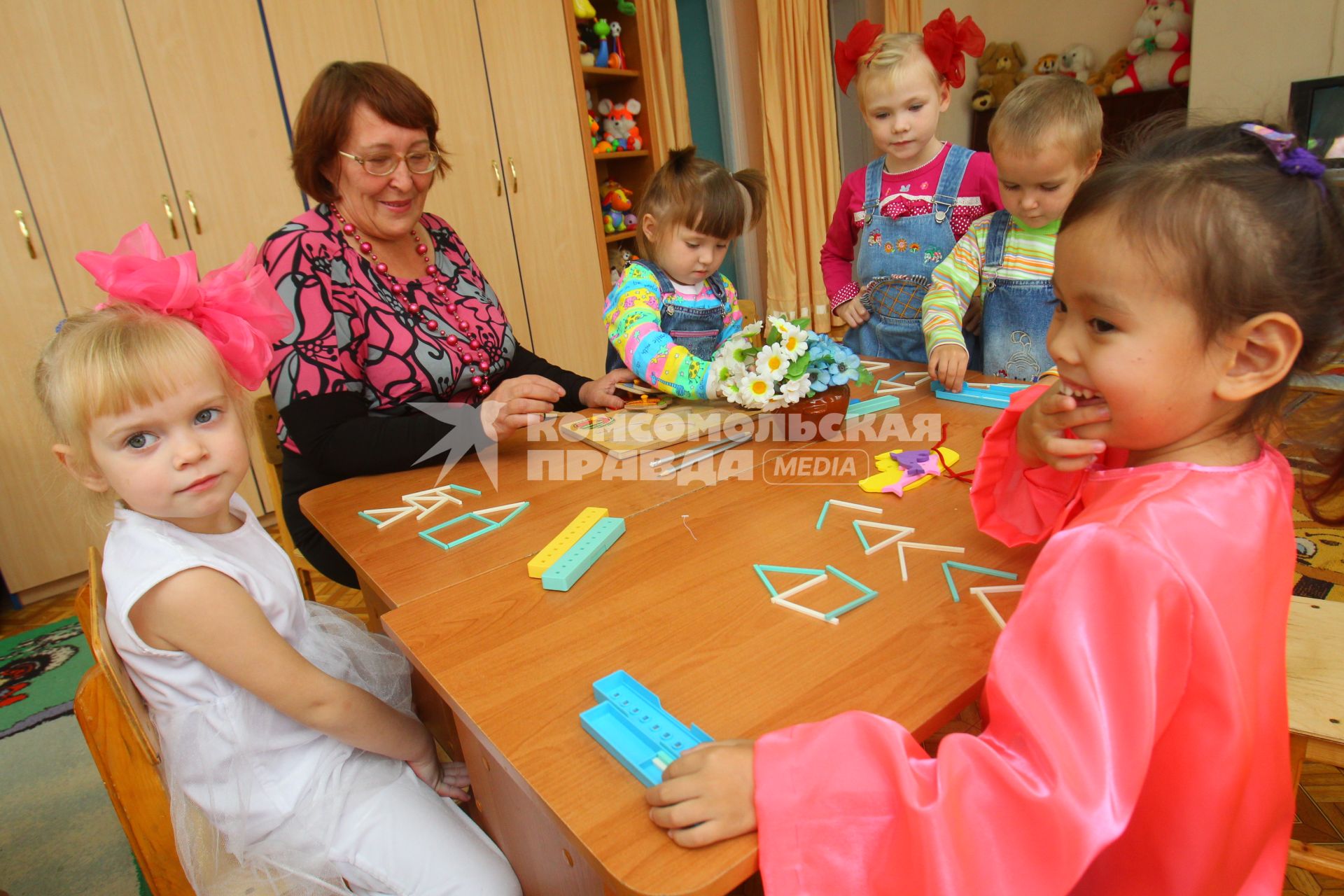 Дата съемки : 25.10.2010.
На фото : В Астрахани в детдомах прошли праздники для детишек .