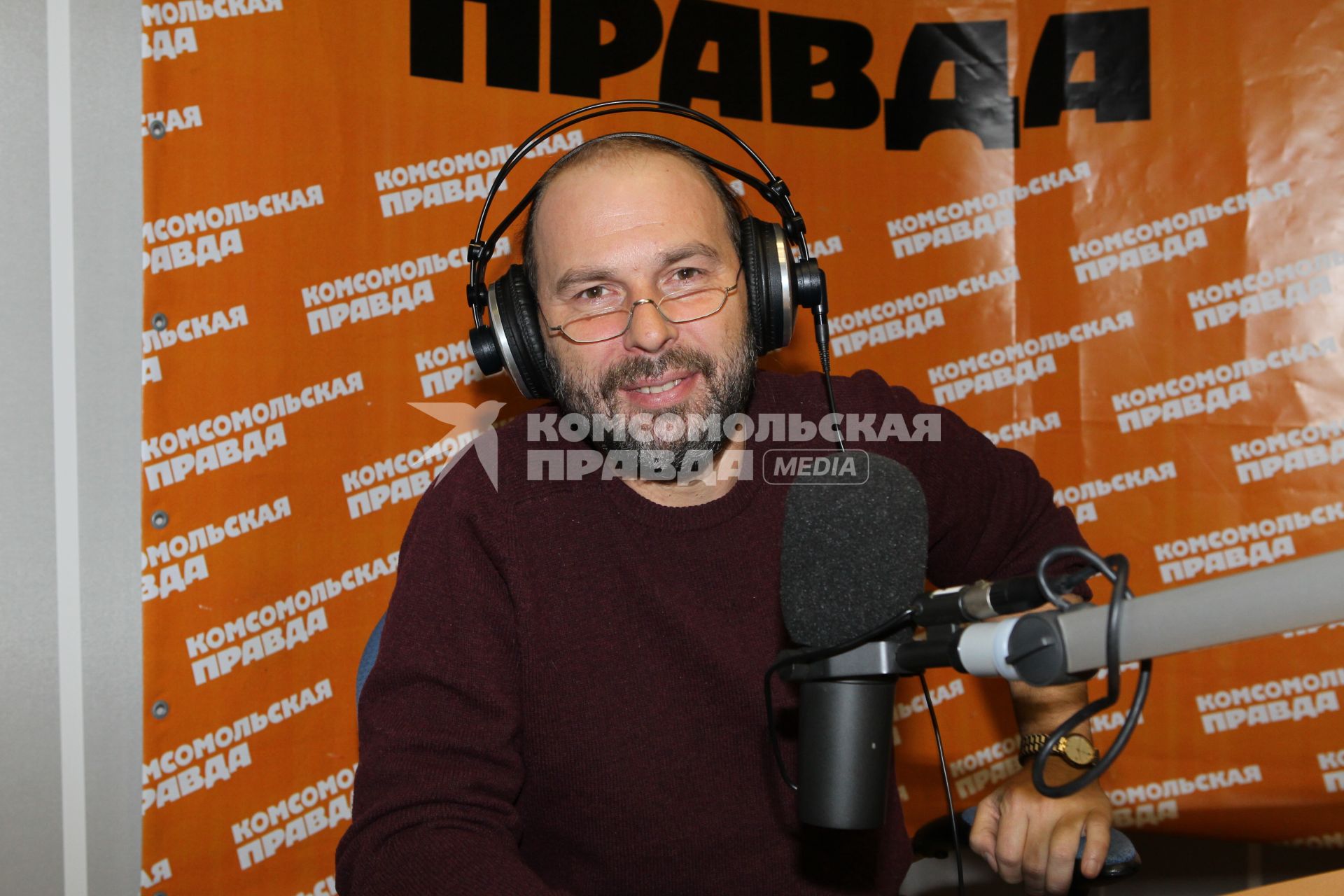 30 ноября 2010 года. Радиоведущий Александр Хабургаев на радио КП.