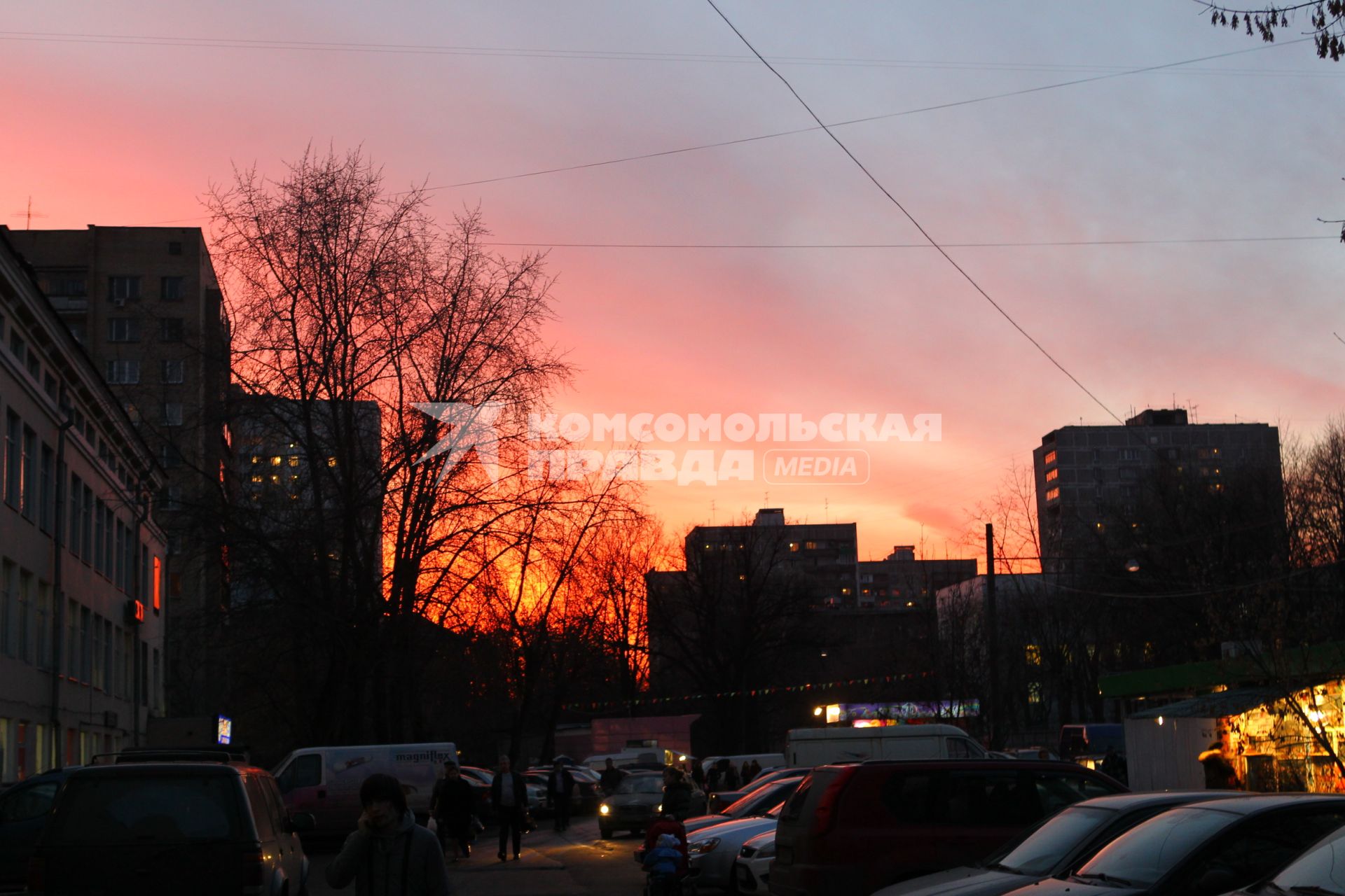 г Москва. Город. Закат. Дома