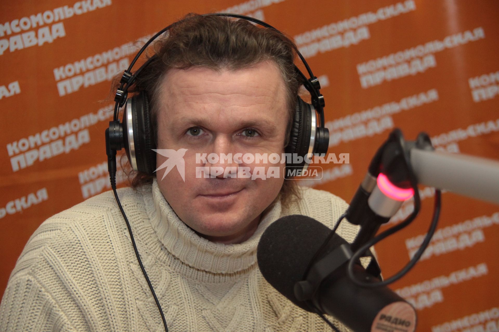 Дмитрий Волков эксрекодрсмен мира по плаванью  на РАДИО-КП, 26 ноября 2010 года.