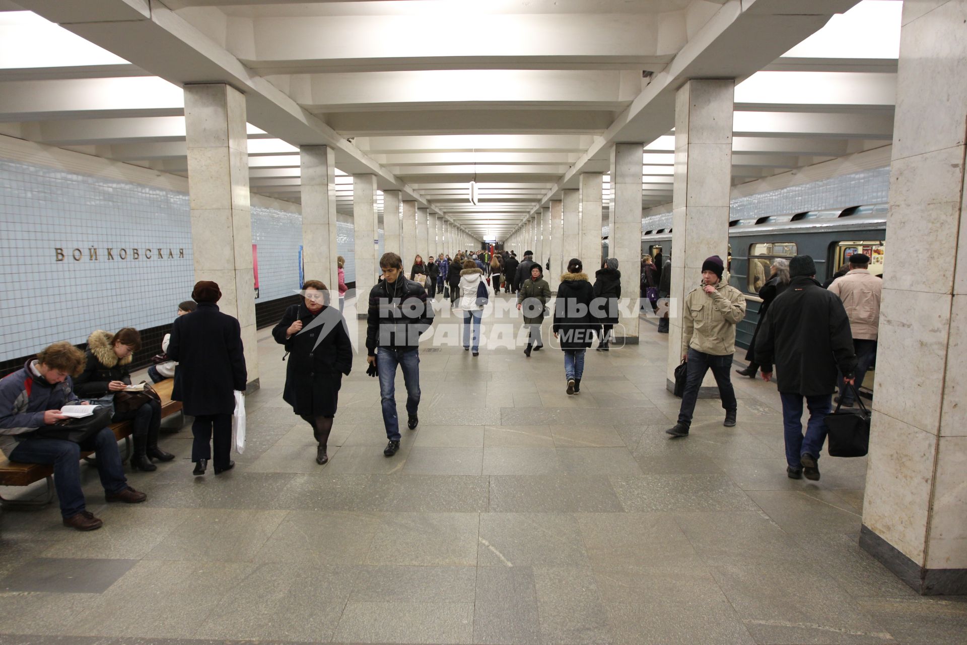 26 ноября 2010 года. Московский метрополитен. Станция ВОЙКОВСКАЯ.