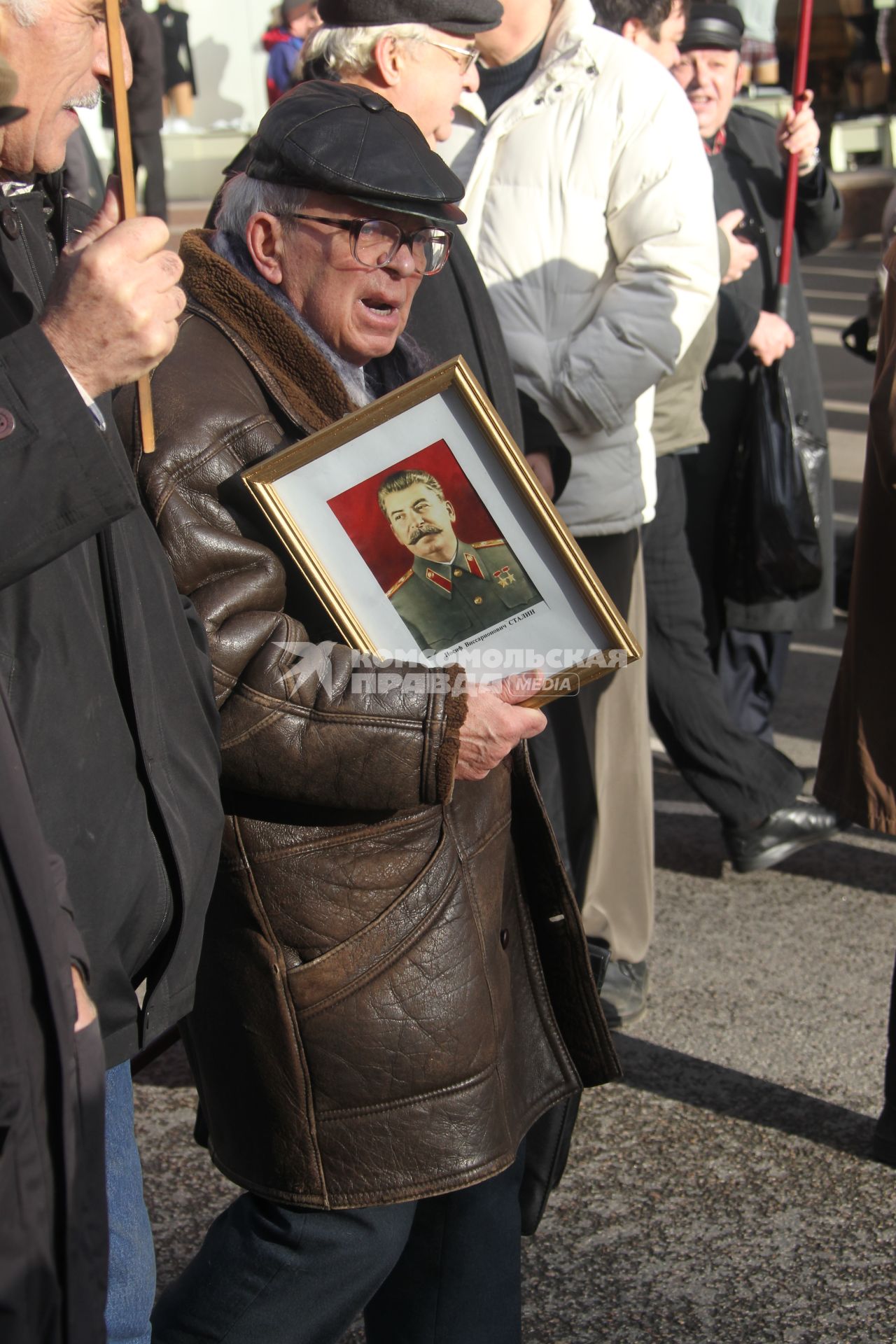 Дата съемки : 07.11.2010
Шествие КПРФ в честь годовщины Октябрьской революции в Москве
На фото : Представители КПРФ принимают участие в шествии по Тверской улице, посвященном 93-й годовщине Октябрьской социалистической революции