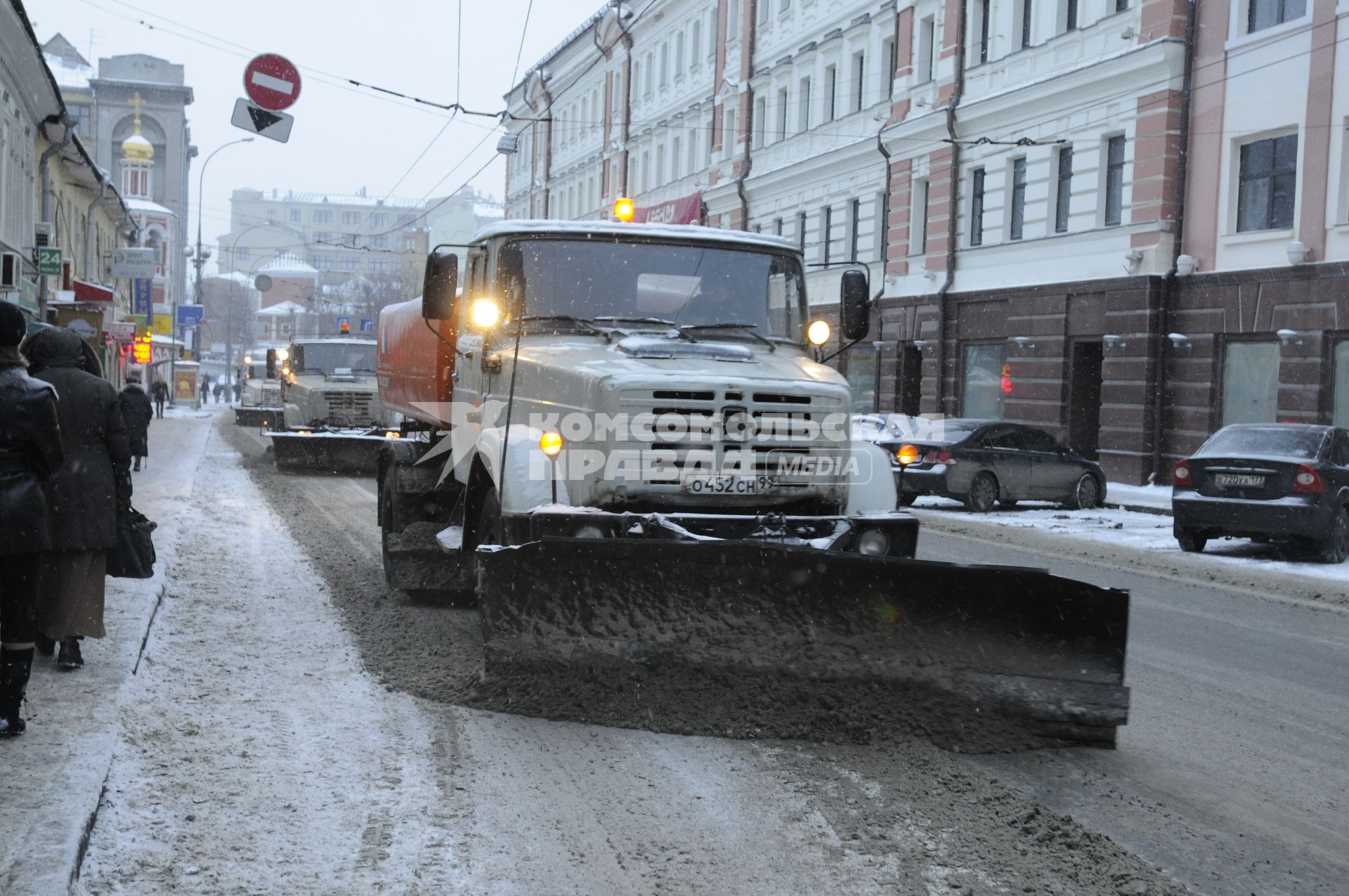 21 декабря 2009 года. Зима. Уборка снега