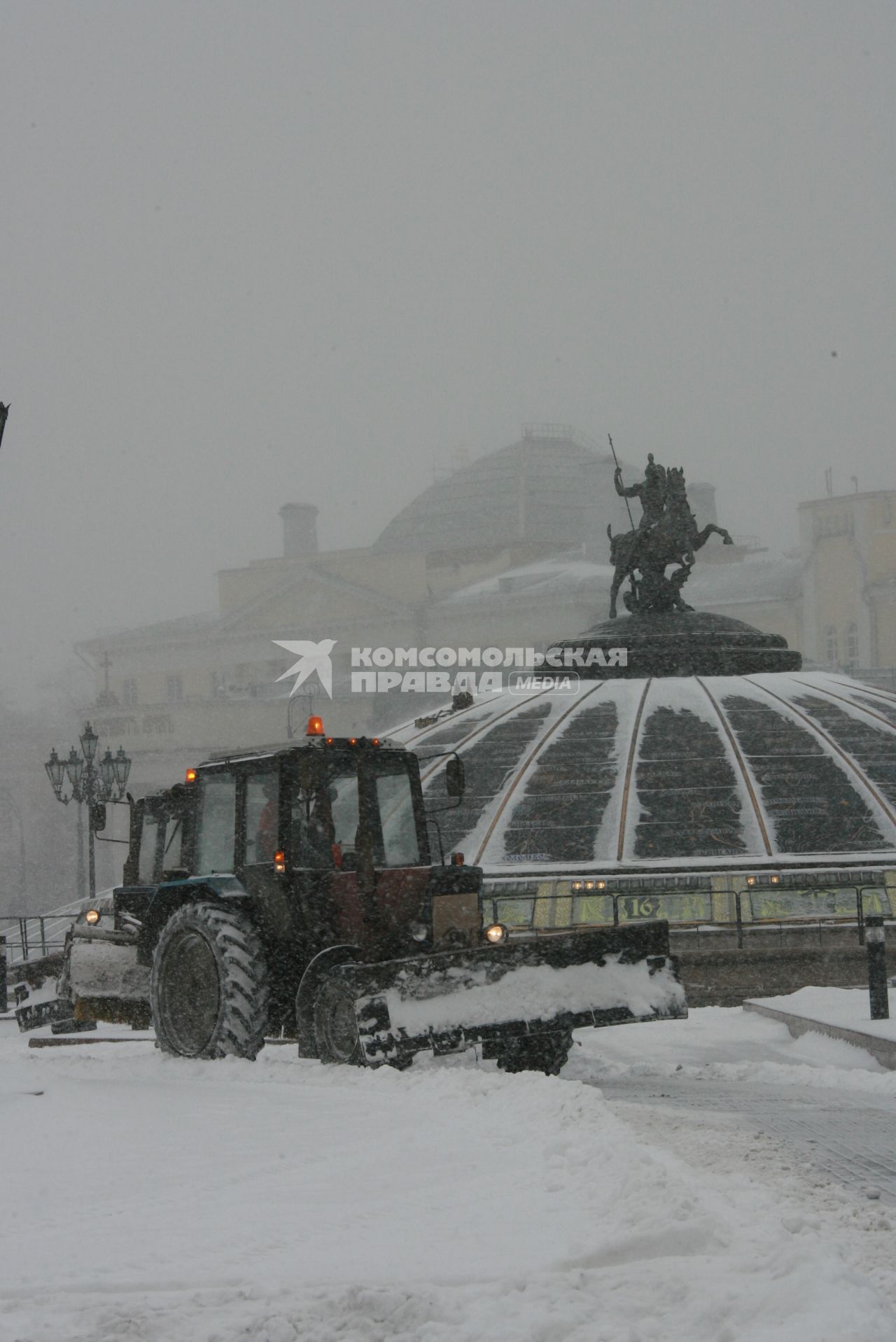 25 января 2007 года. Снегопад. Уборка снега.