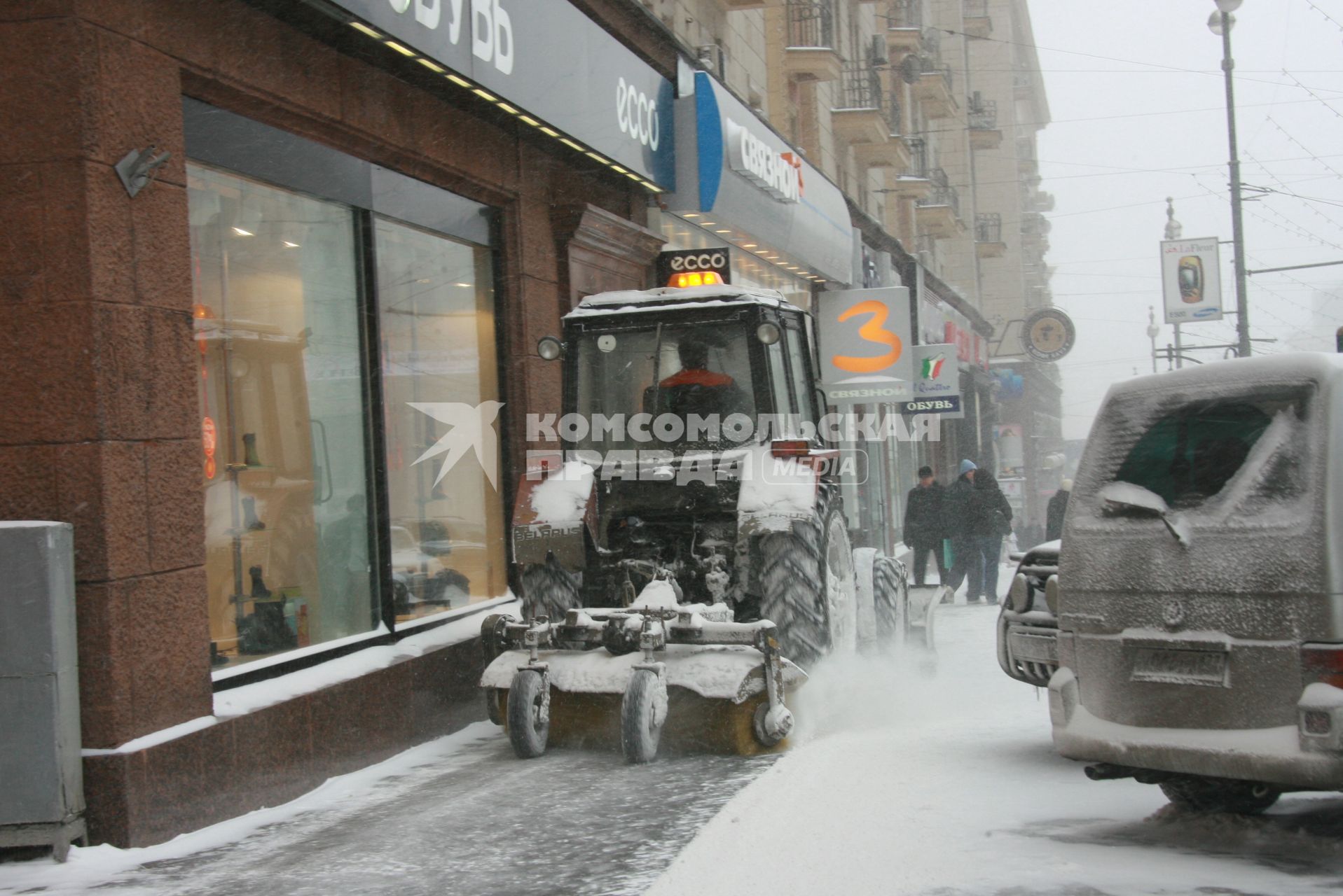 25 января 2007 года. Снегопад. Уборка снега.