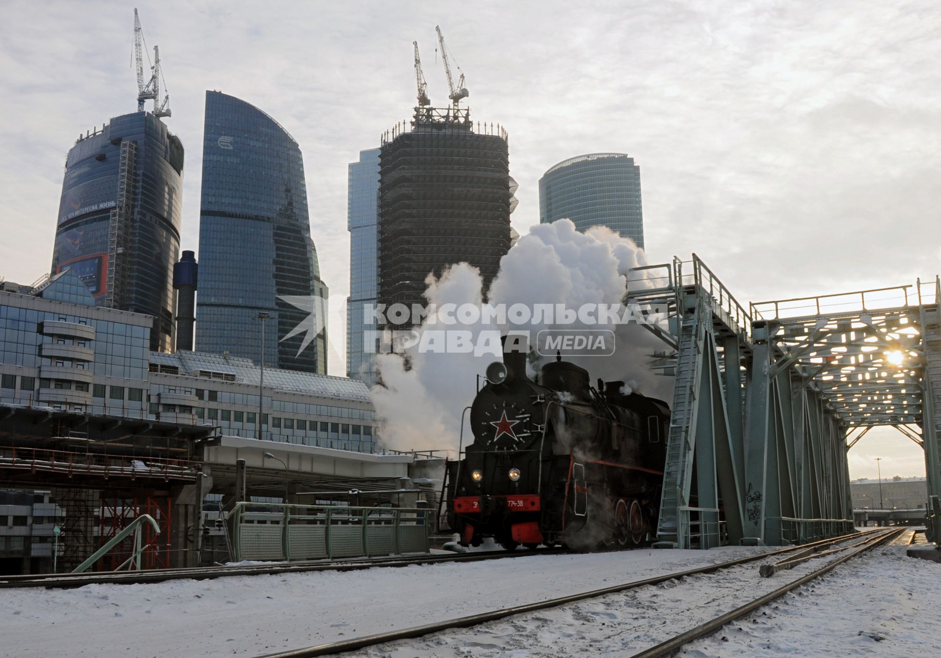 Московская окружная железная дорога (МОЖД), Москва, январь 2011 года. Поезд. Пути. Локомотив. Товарный. Паровоз. СИТИ.