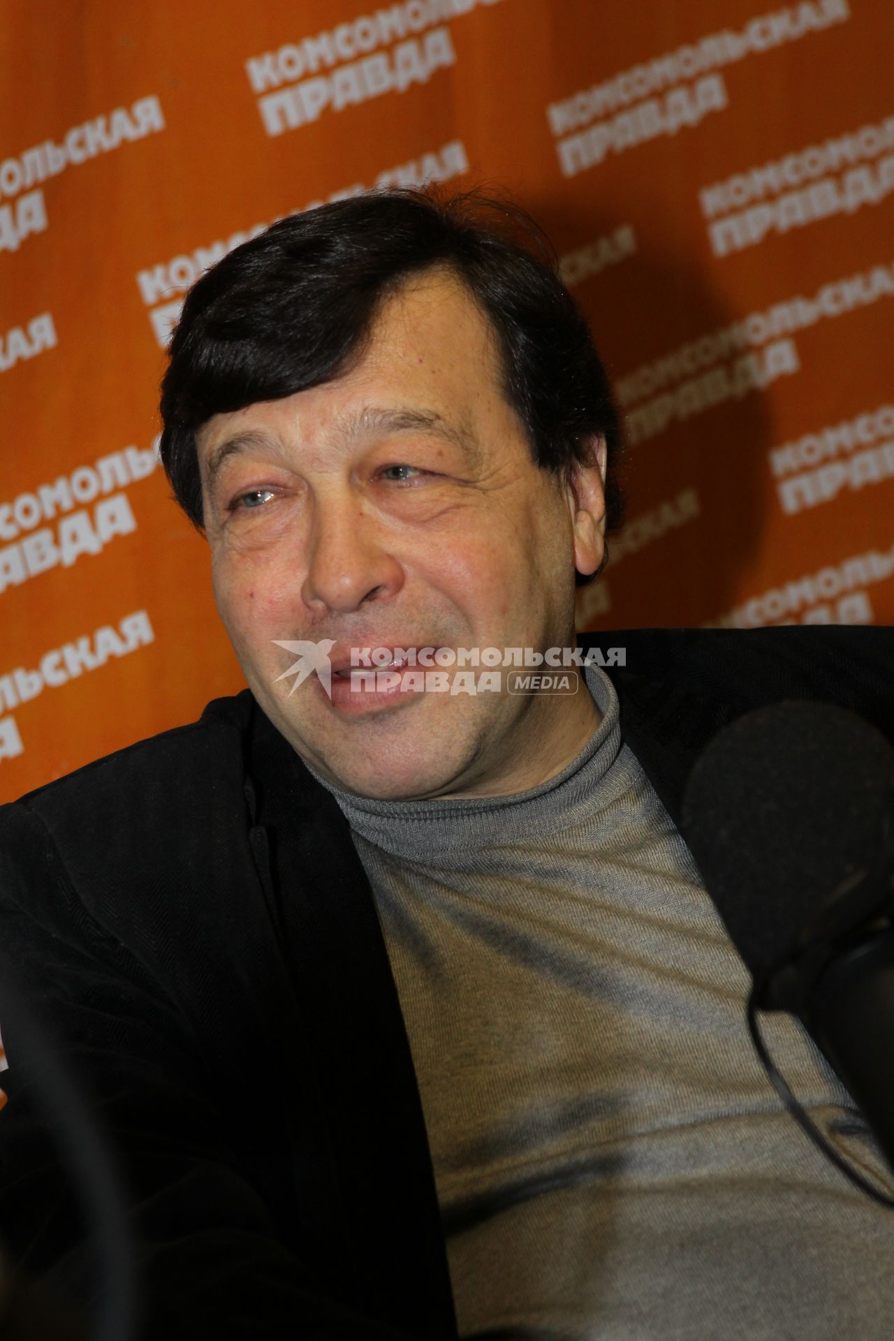 Дата съемки: 12 января 2011. Евгений Гонтмахер - член правления Института современного развития. На радио КП.