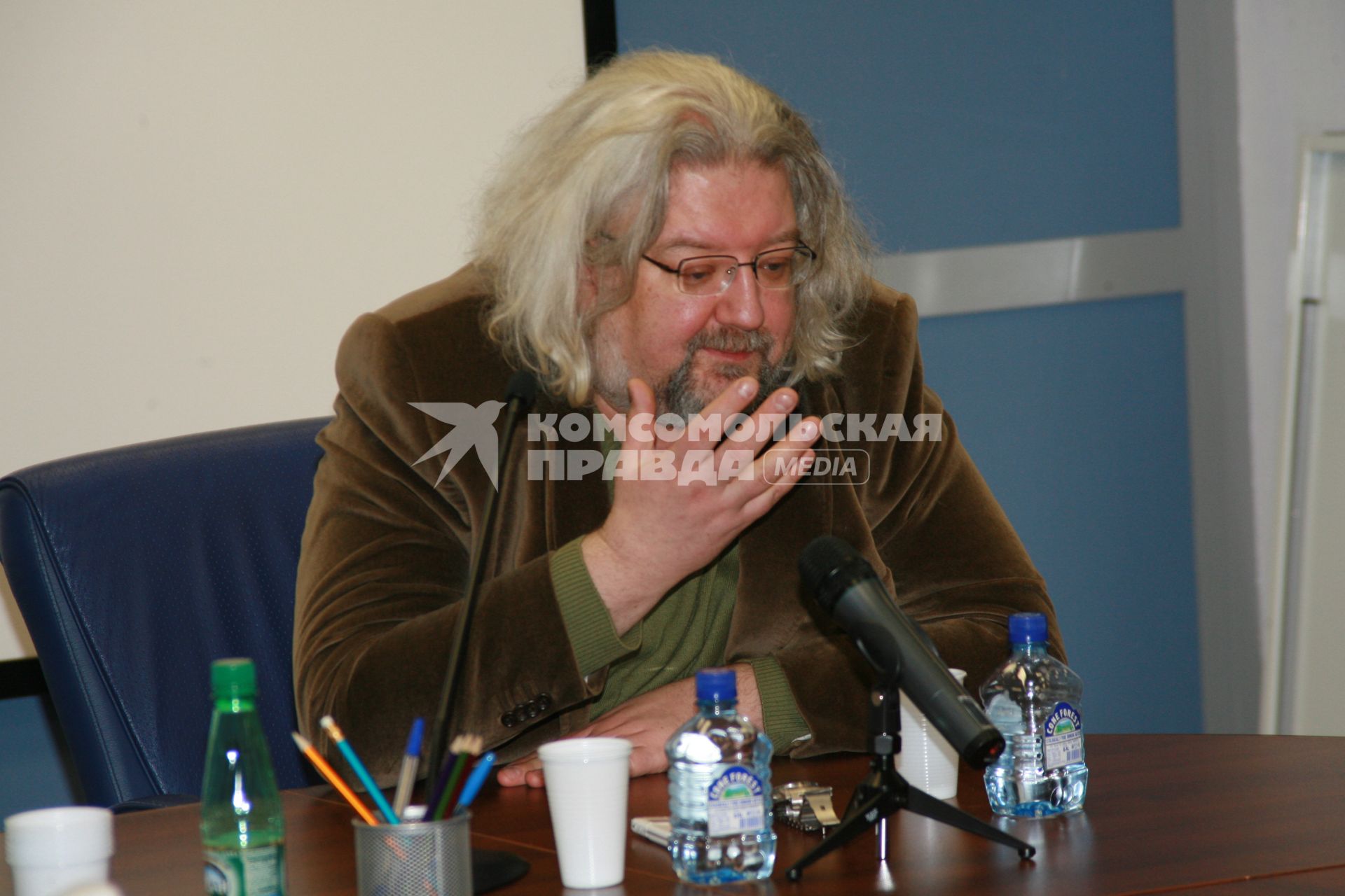 11 февраля 2010 года. Телеведущий Андрей Максимов.