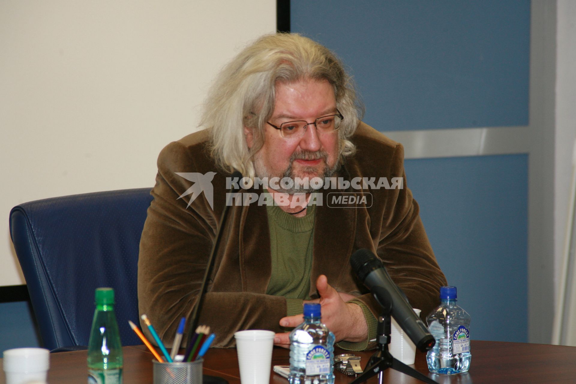 11 февраля 2010 года. Телеведущий Андрей Максимов.