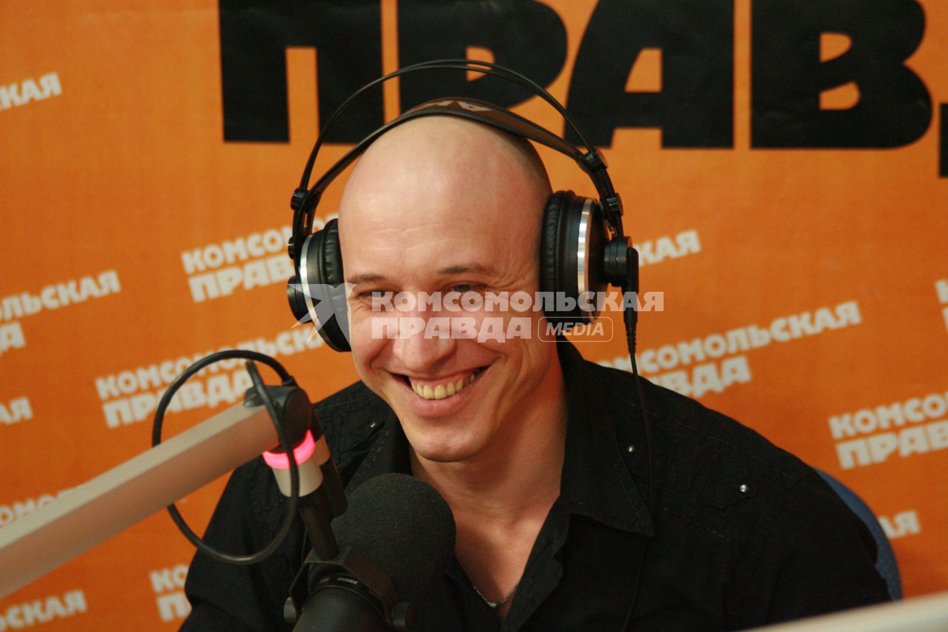 16 февраля 2010 года. Автор и исполнитель Денис Майданов в КП.