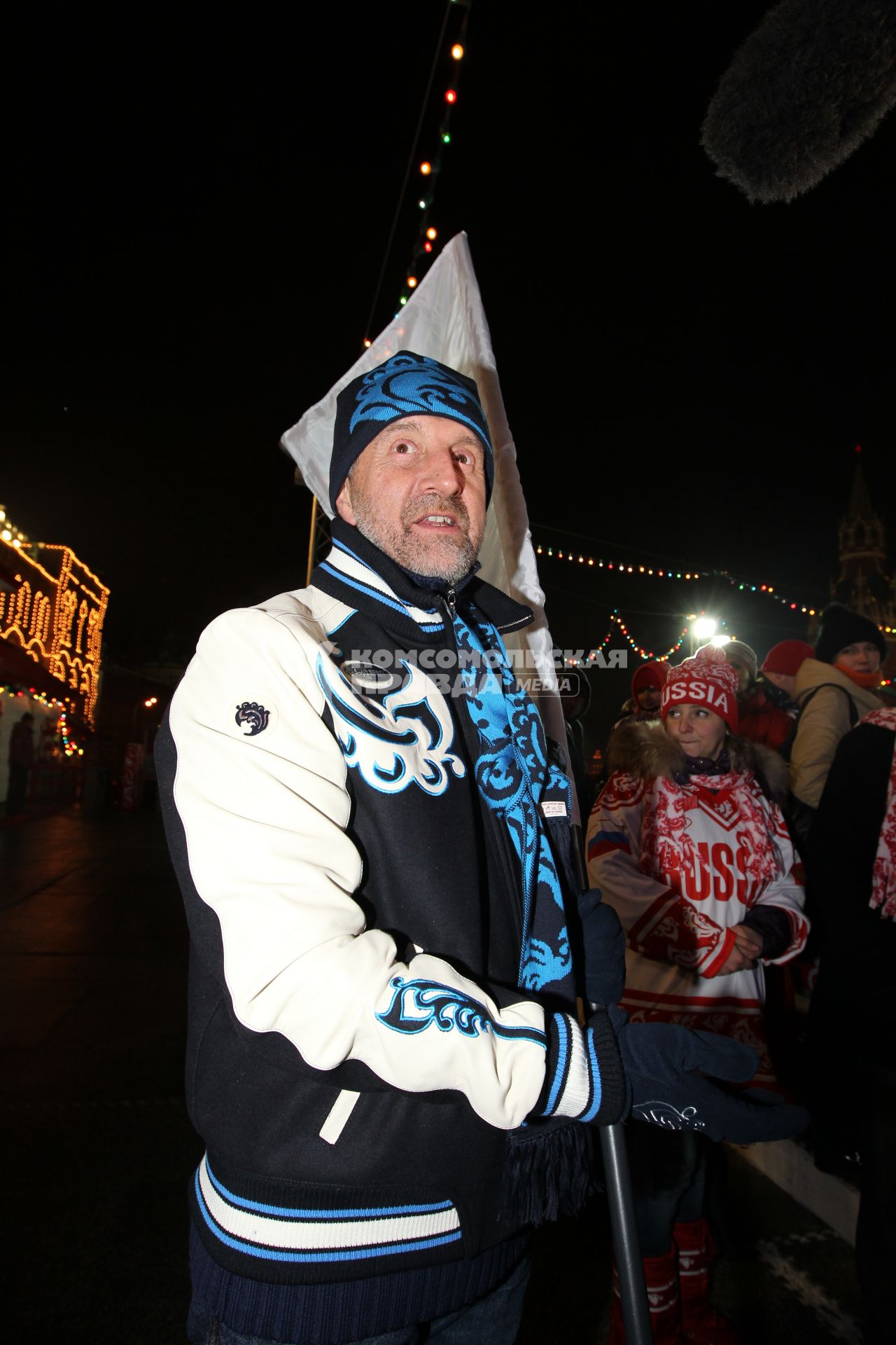 5 декабря 2010 года. Открытие ГУМ-Катка на Красной площади. На снимке: актер Леонид Ярмольник.