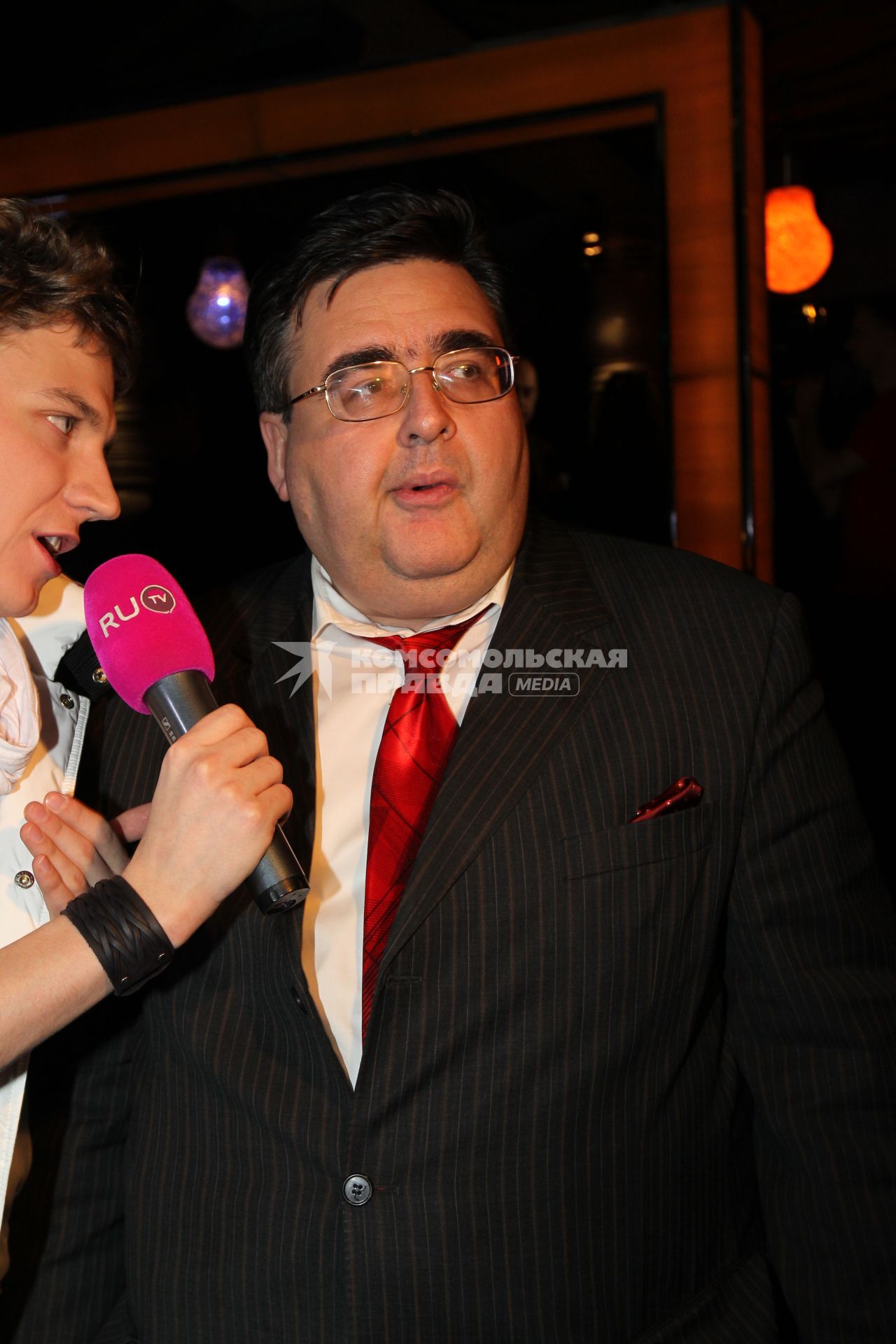27 января 2011 Вечеринка Happy Birthday Masha в честь дня рождения Маши Малиновской. На снимке:  Алексей Митрофанов российский политик.