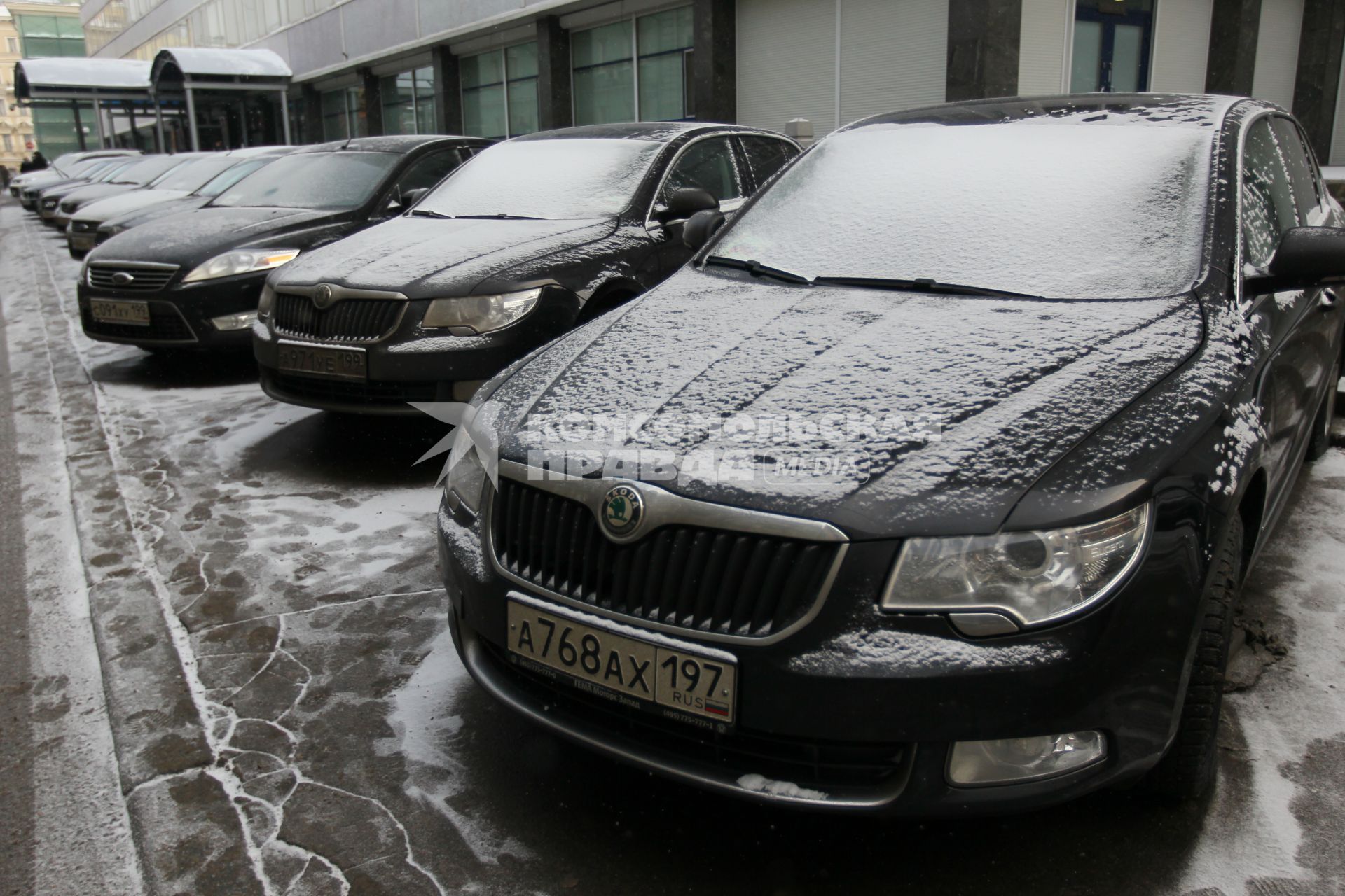 26 января 2011. Парковка, автомобиль, стоянка