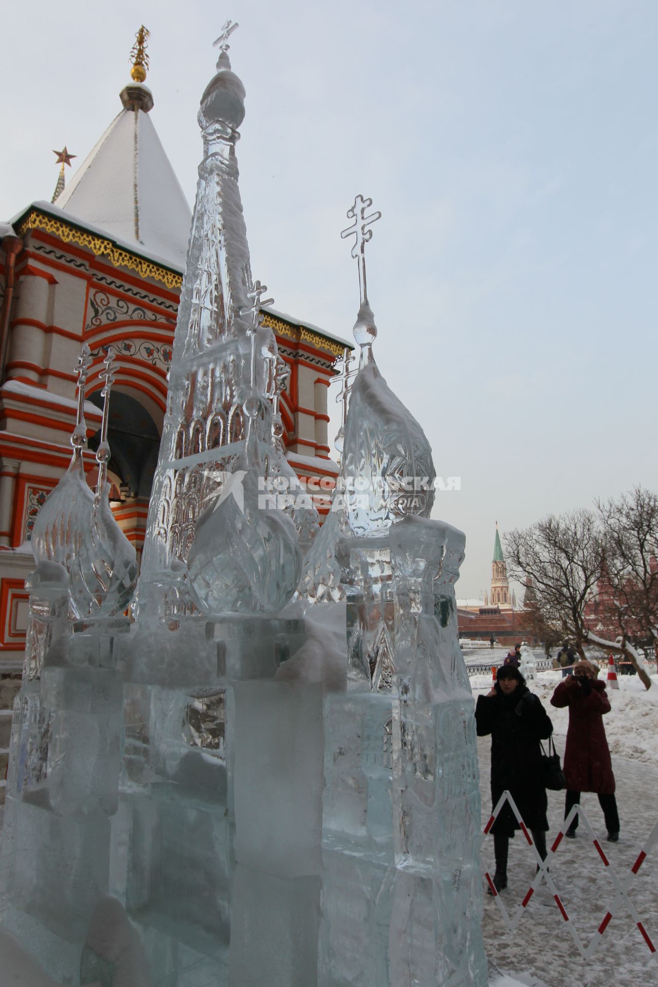 27 января 2011. Ледовые скульптуры на Красной площади.