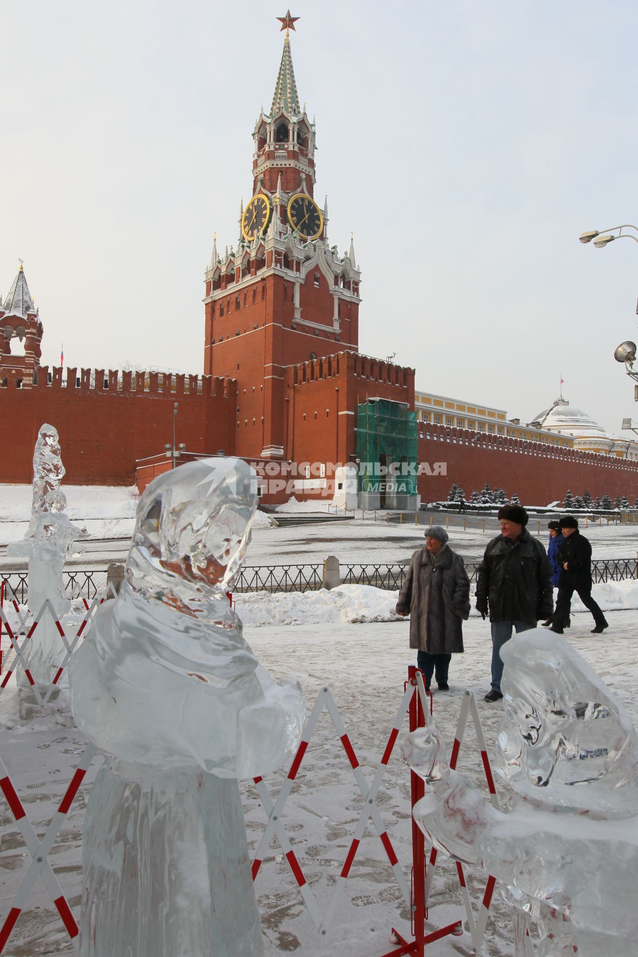 27 января 2011. Ледовые скульптуры на Красной площади.