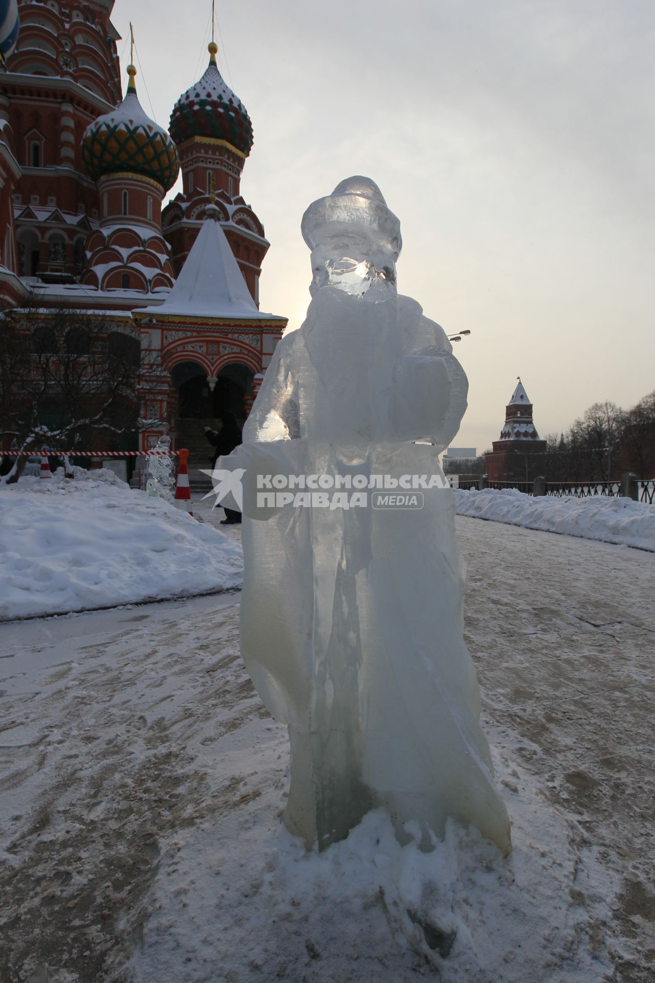 27 января 2011. Ледовые скульптуры на Красной площади.